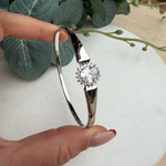 14K Özel Seri Oval Taşlı Şık Kelepçe