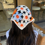 Çiçek Figürlü Örgü Bandana