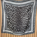 Gri Leopar Desen Fular (70x70)