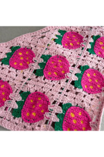 Örgü Bandana Çilek Desenli