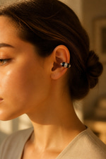 Siyah Mine Taşlı Earcuff