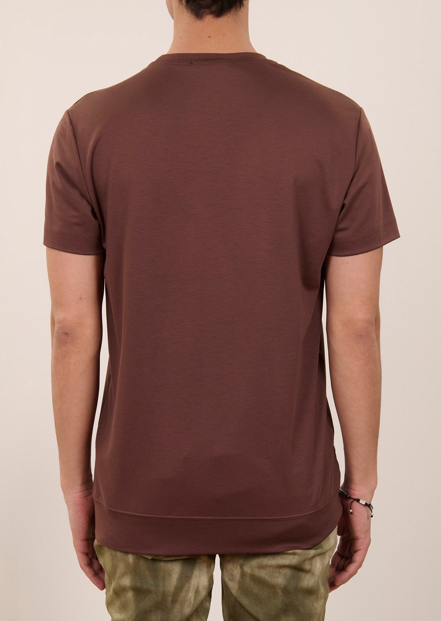 Acı Kahve İnterlok Metal Logo Detaylı Bisiklet Yaka T-Shirt