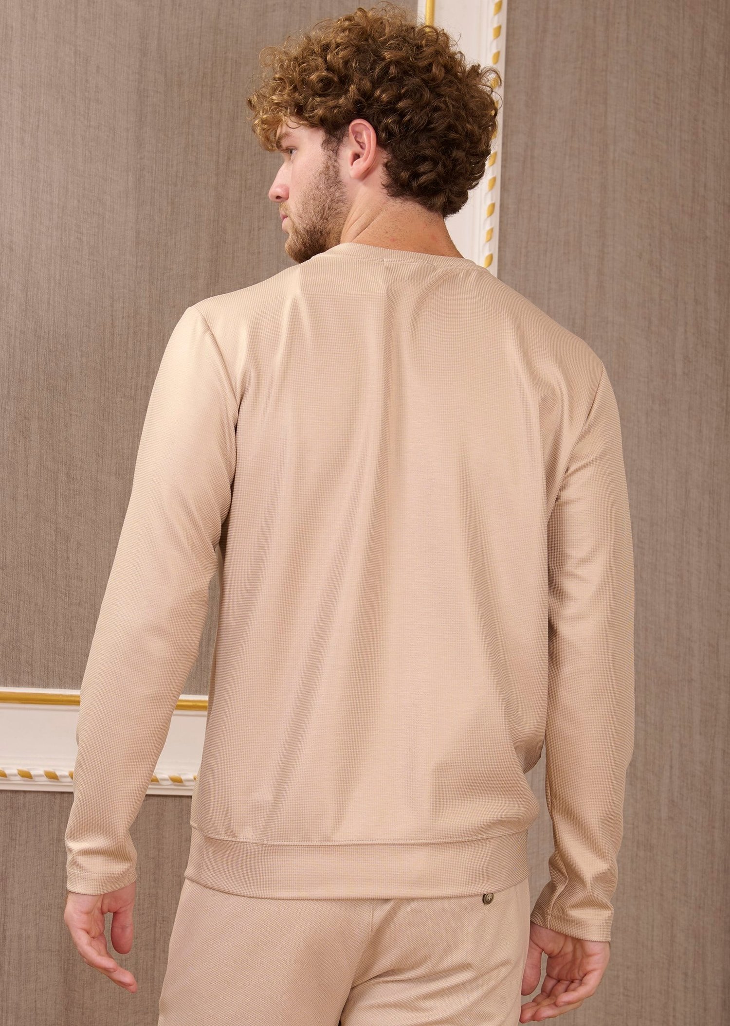 Bej Bisiklet Yaka Bi-Stretch Kare Baskılı İnterlok Sweatshirt