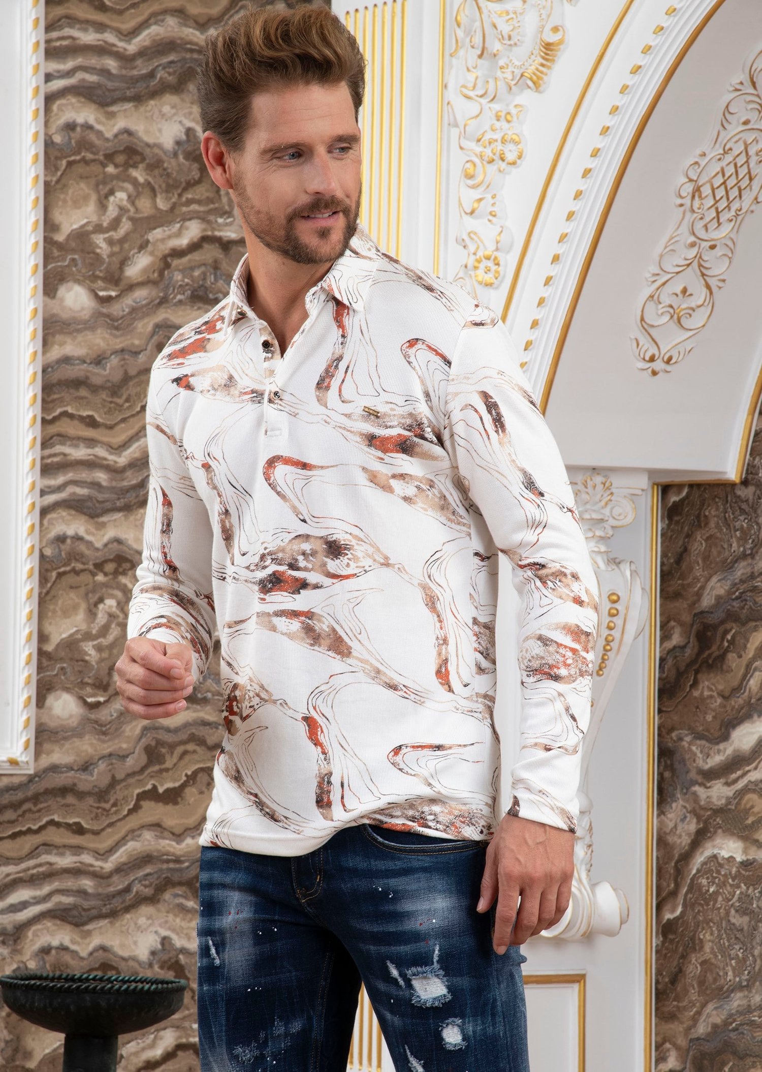 Beyaz Karma Desenli Sweatshirt