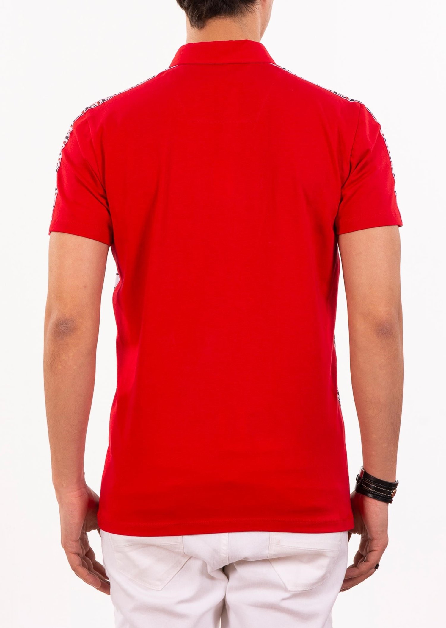 Beyaz Kırmızı Barok Desenli Polo Yaka T-Shirt