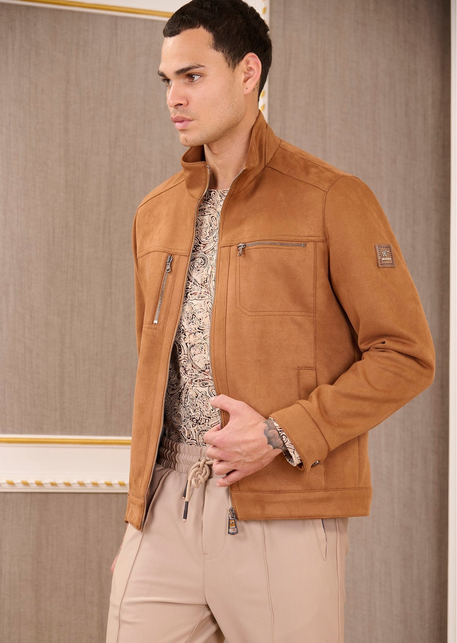 Camel Dik Yaka Fermuarlı Süet Mont
