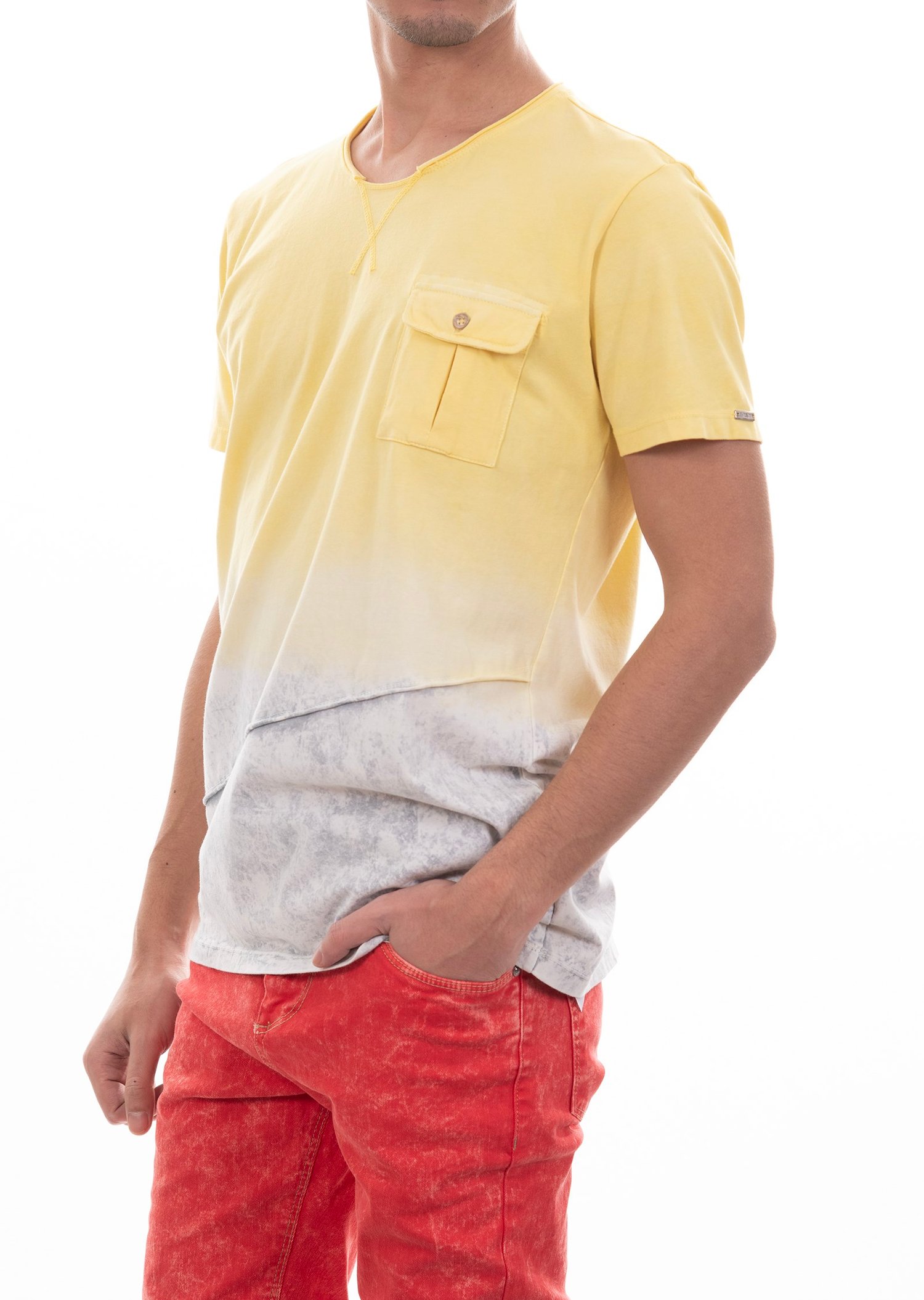 Cepli Eskitme Oval Yaka T-Shirt