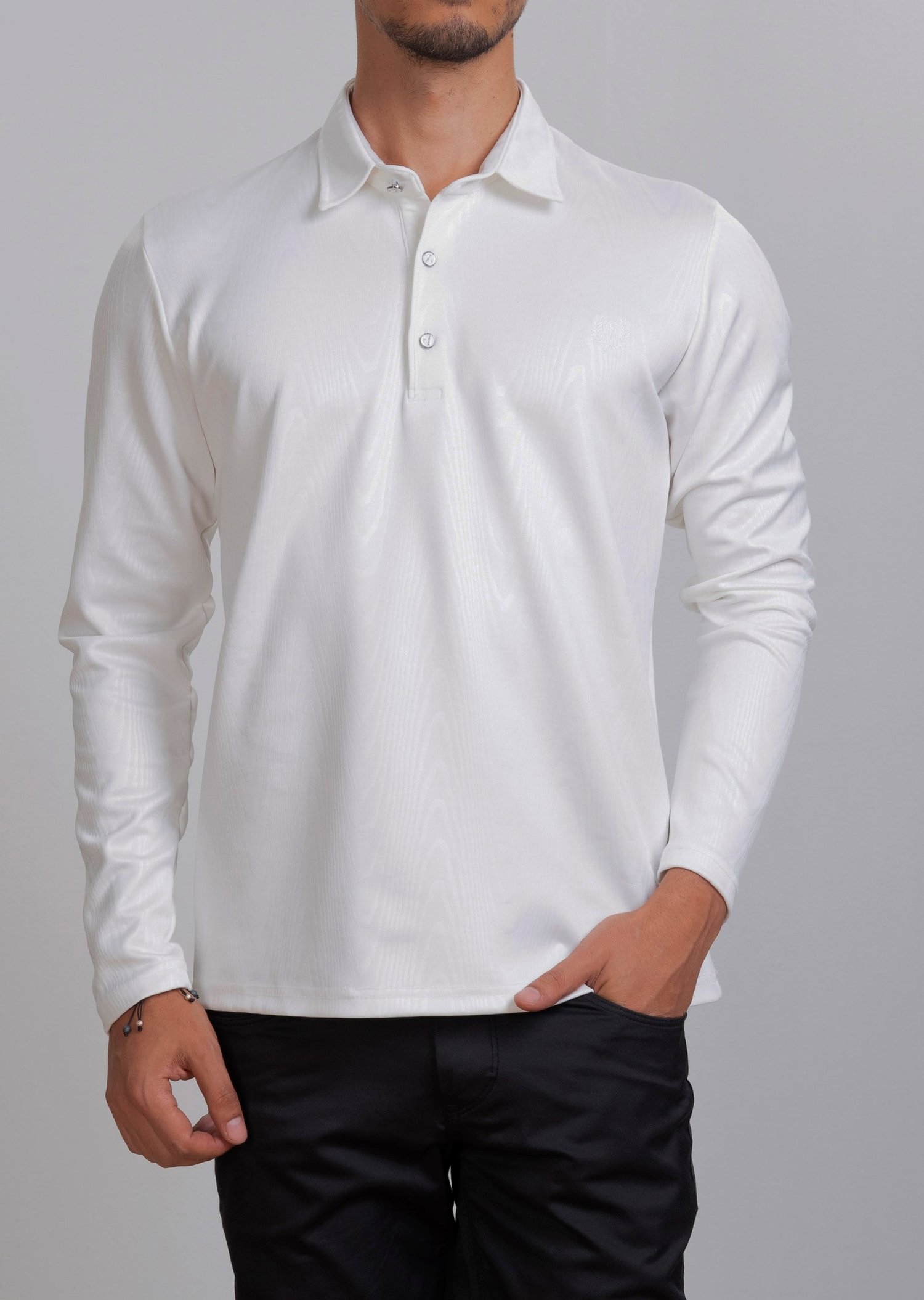 Dokulu Polo Yaka Beyaz Sweatshirt