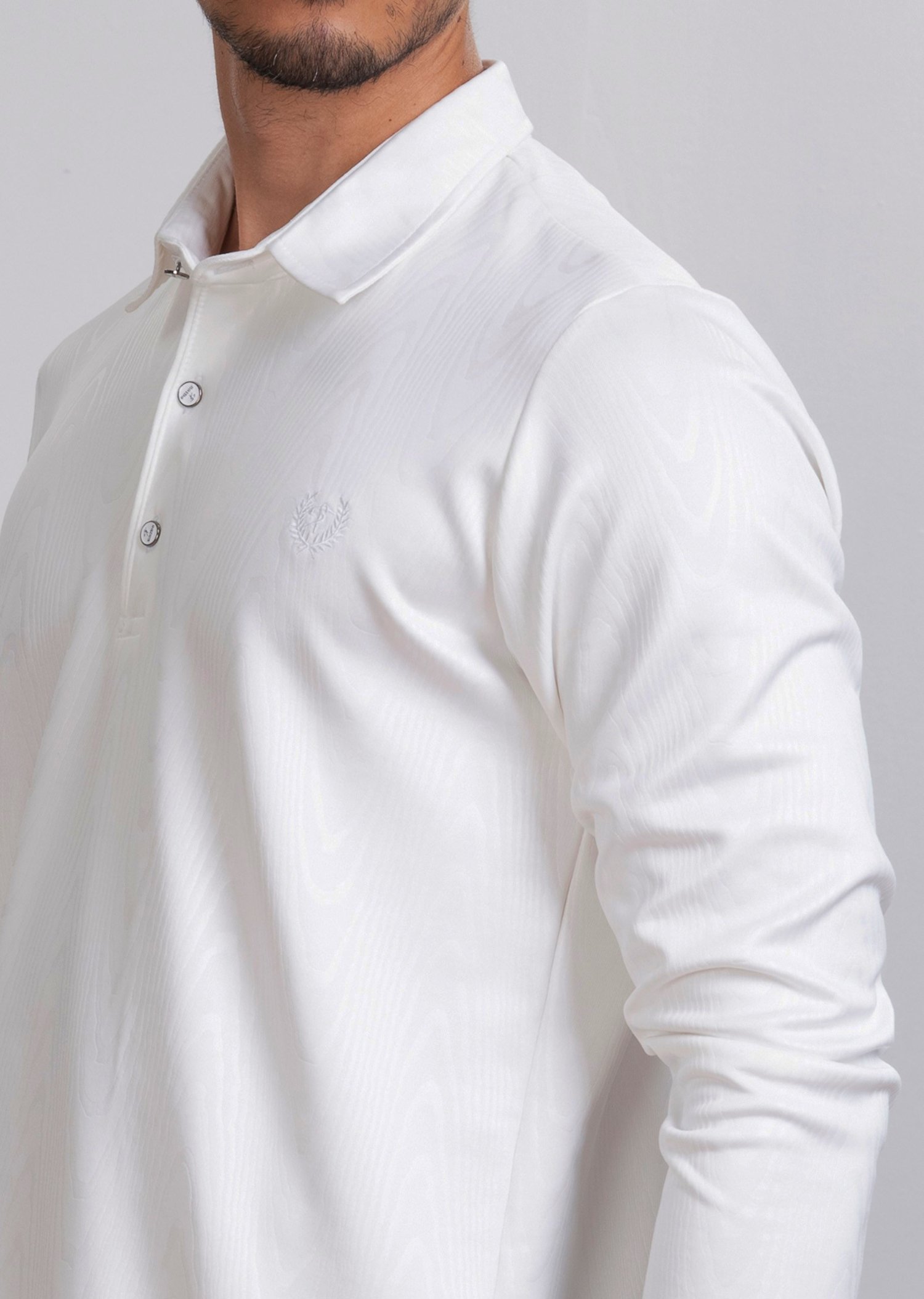 Dokulu Polo Yaka Beyaz Sweatshirt