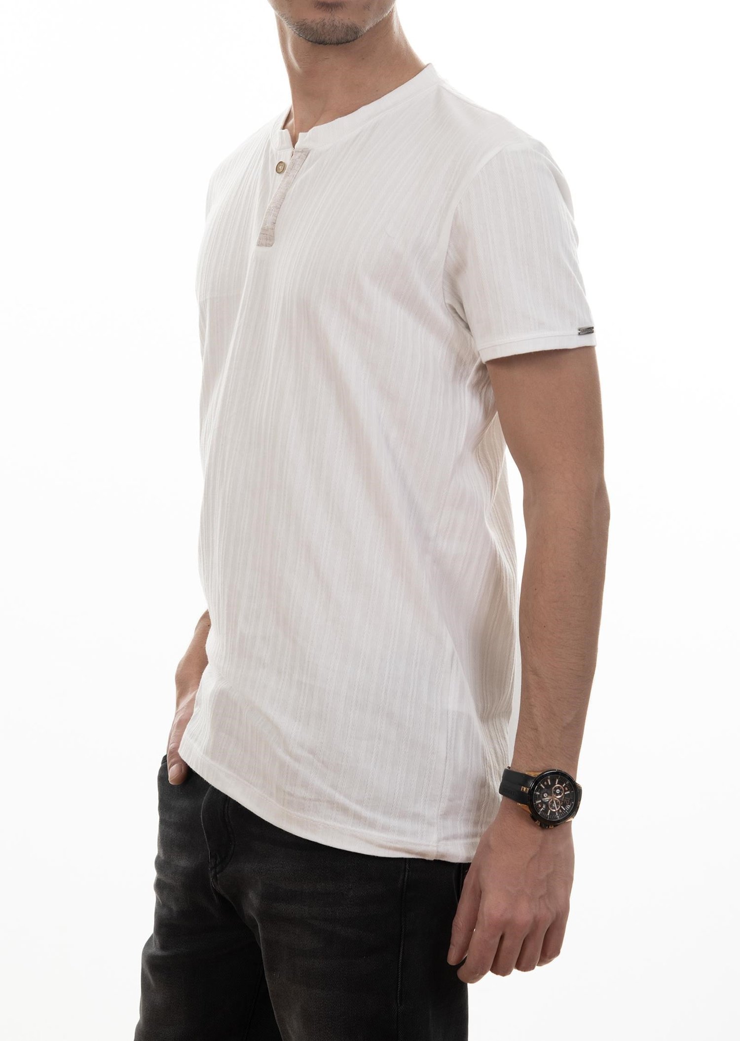 Düğmeli Yaka Basic T-Shirt