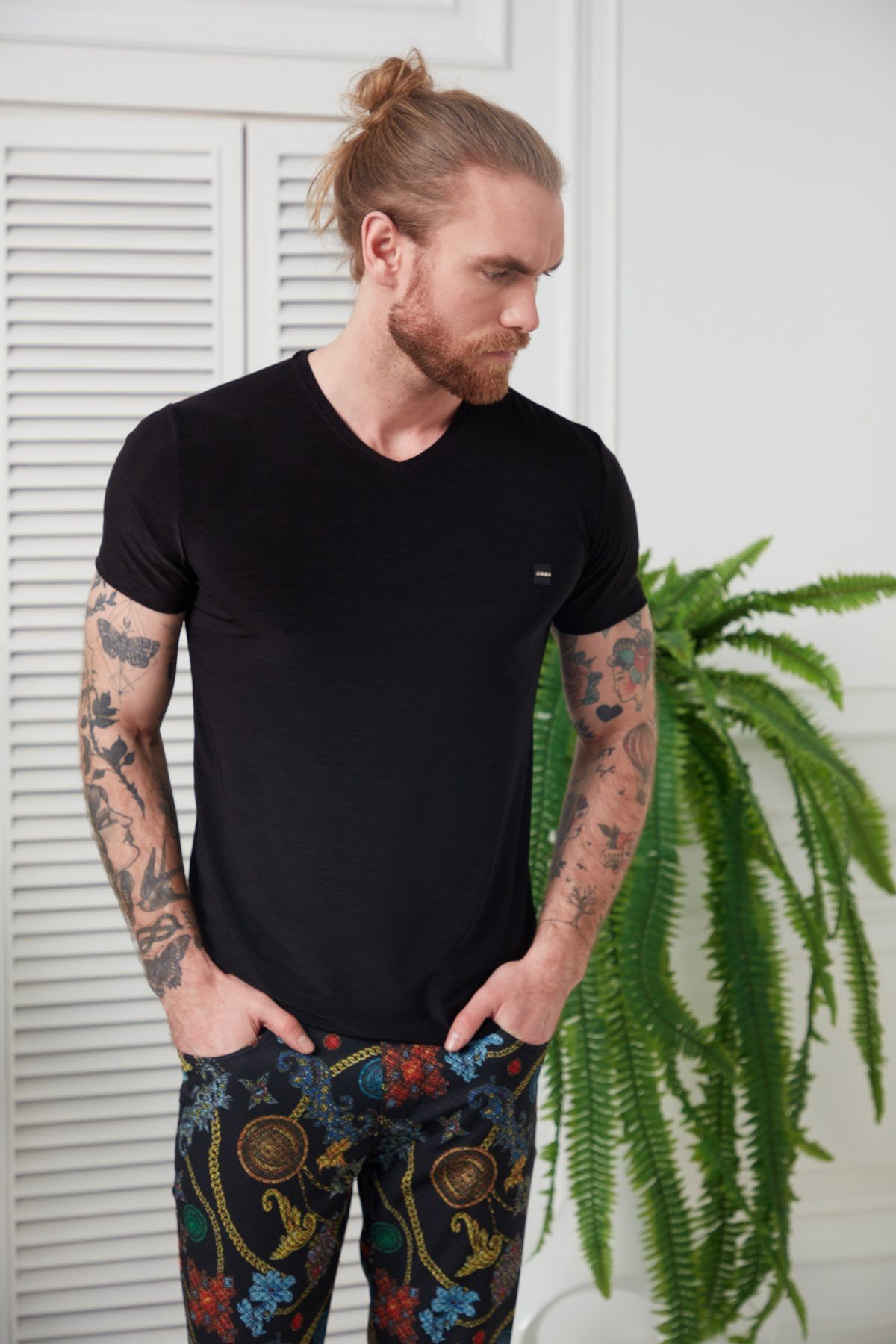 Flamlı V Yaka Parlak Hardal T-Shirt