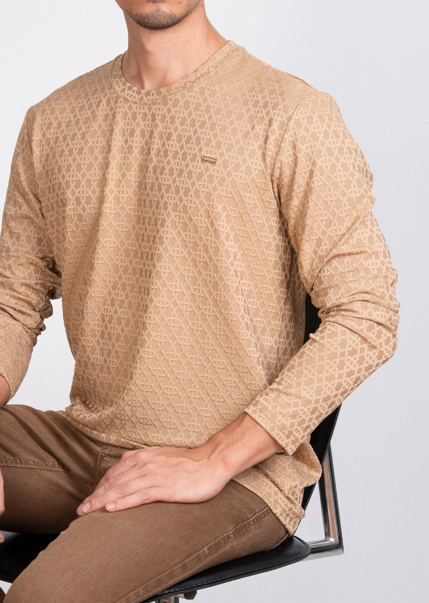 Kabartma Desenli Bej Sweatshirt