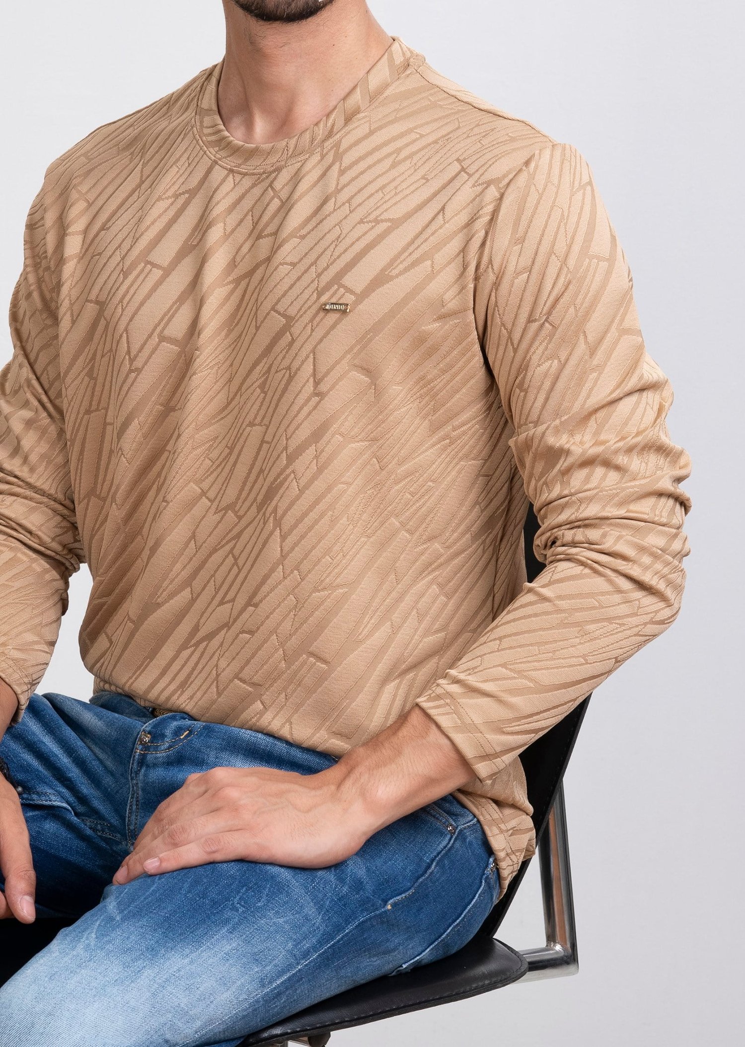 Kabartma Dokulu Bej Sweatshirt