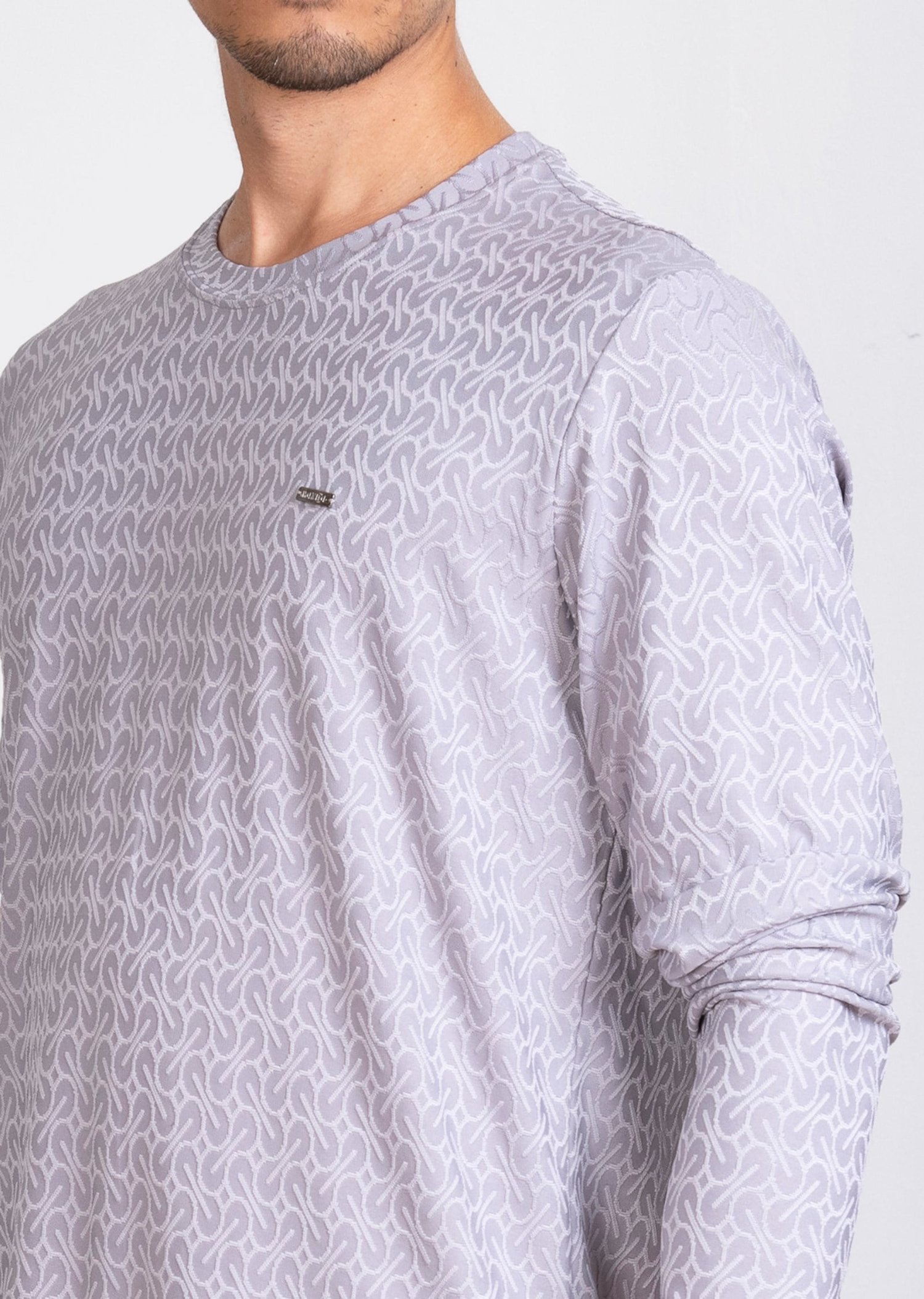 Kabartma Dokulu Gri Sweatshirt