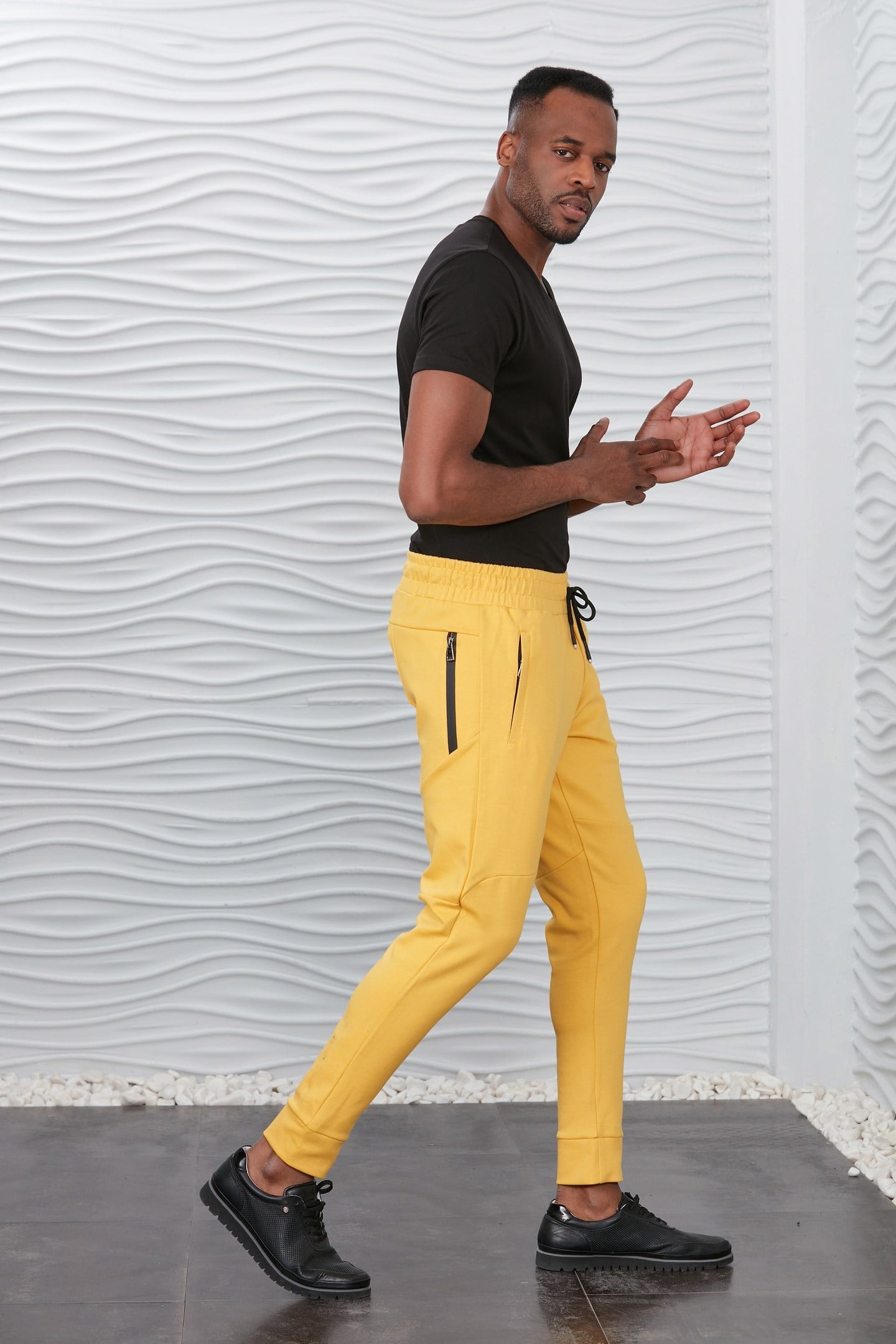 Kırçıllı Sarı Parçalı Jogger Pantolon