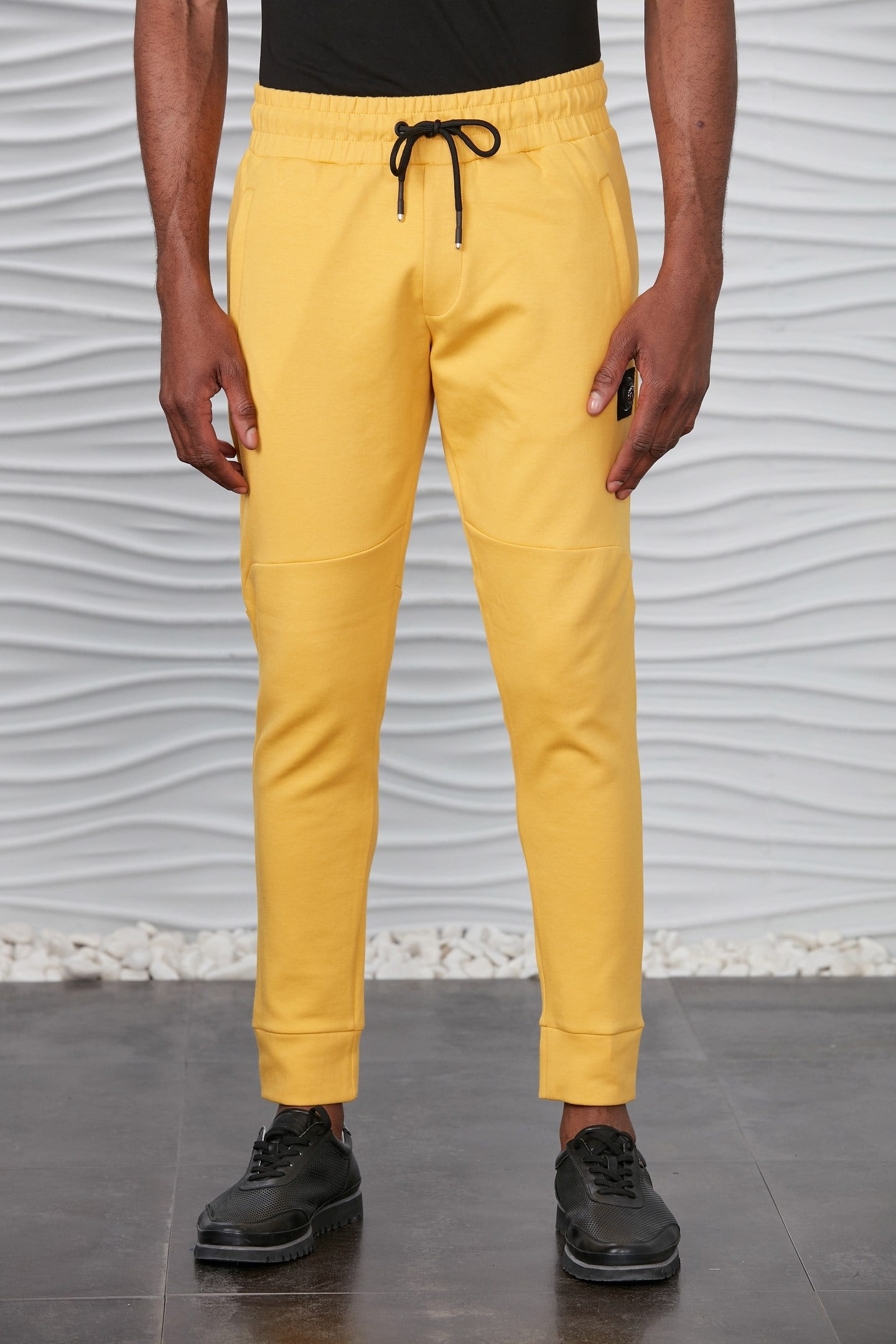 Kırçıllı Sarı Parçalı Jogger Pantolon