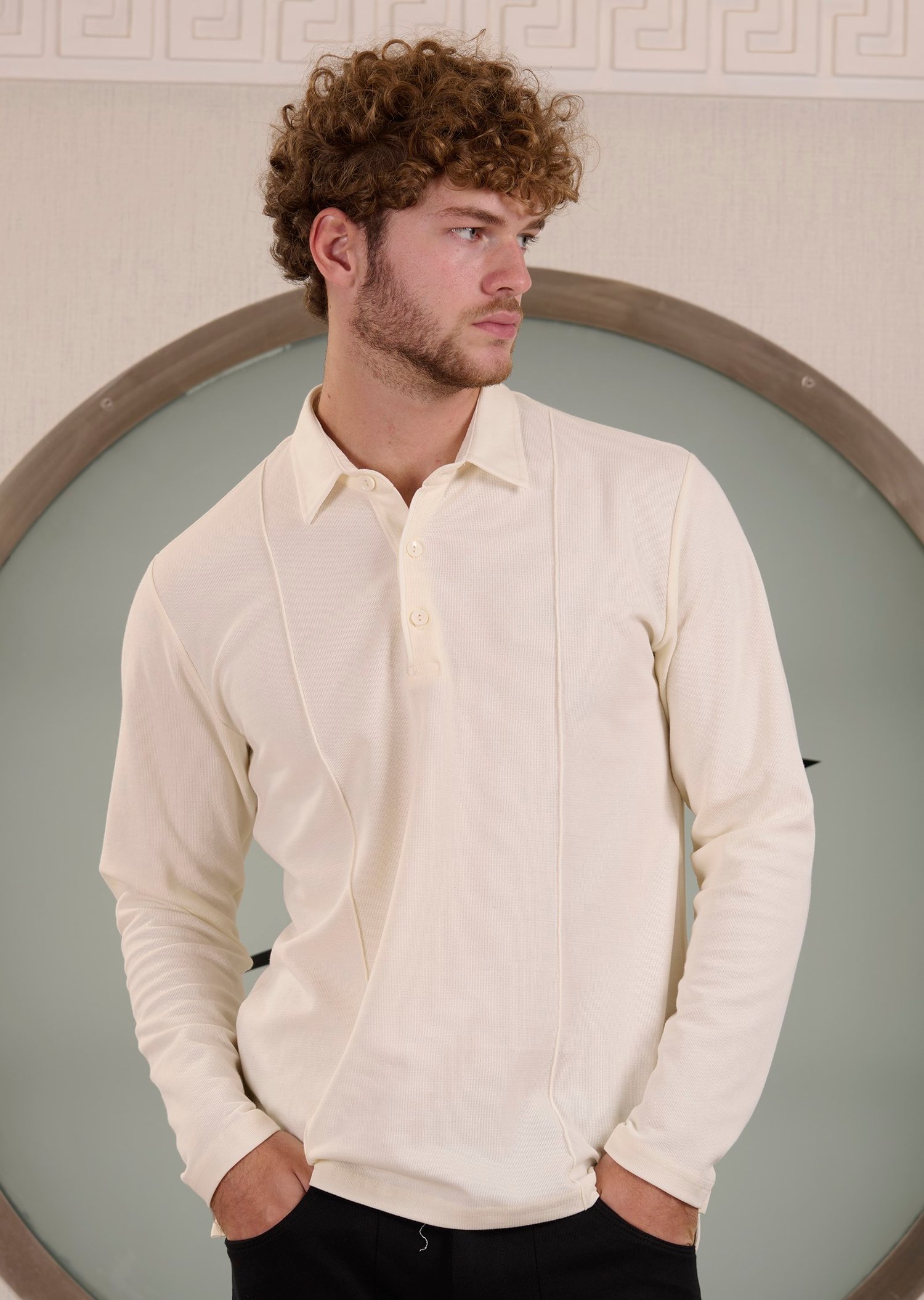 Kırık Beyaz Polo Yaka Nervürlü Örme Sweatshirt