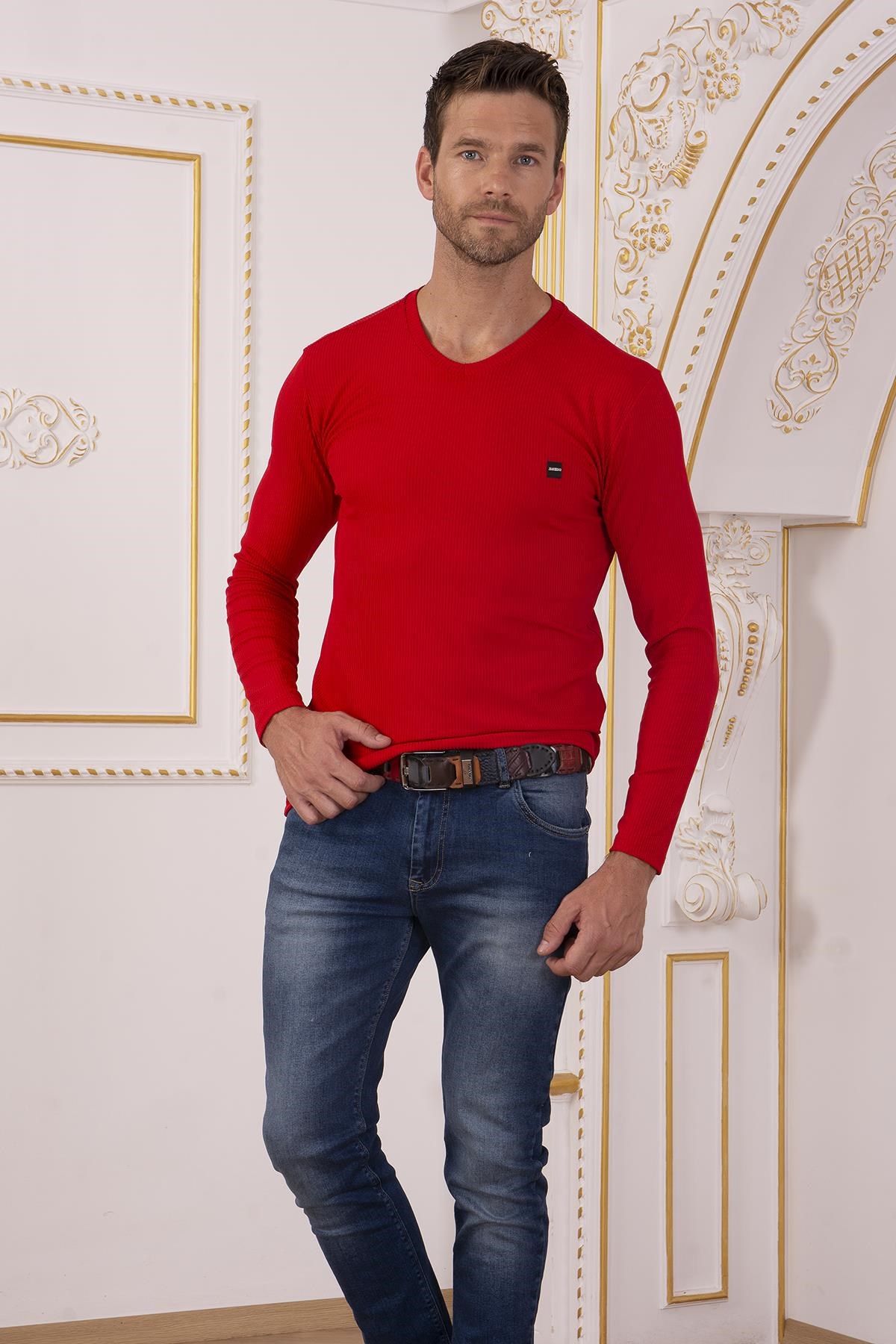 Kırmızı Fitilli Sweatshirt