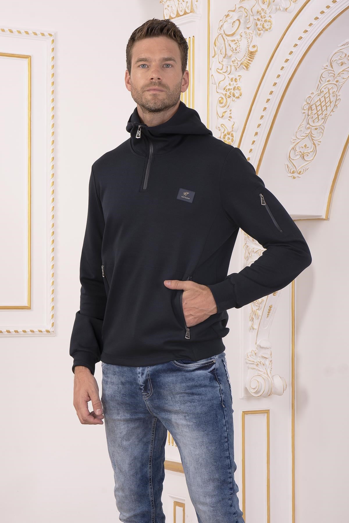 Lacivert Kapüşonlu Sweatshirt