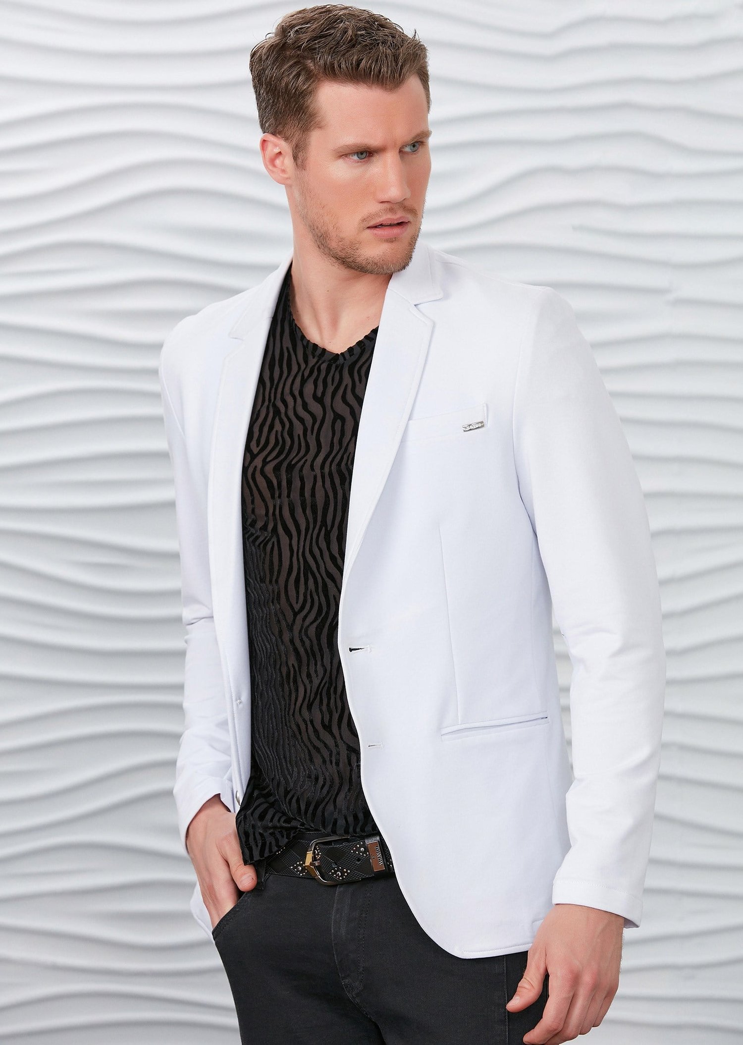 Likralı Beyaz Blazer Ceket
