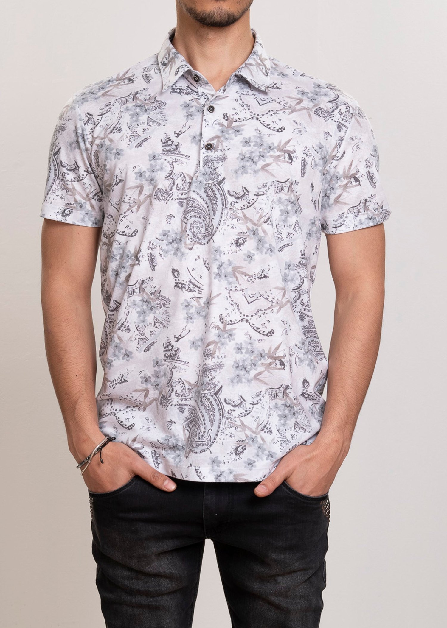 Mondo Desen Baskılı Beyaz Polo Yaka T-shirt