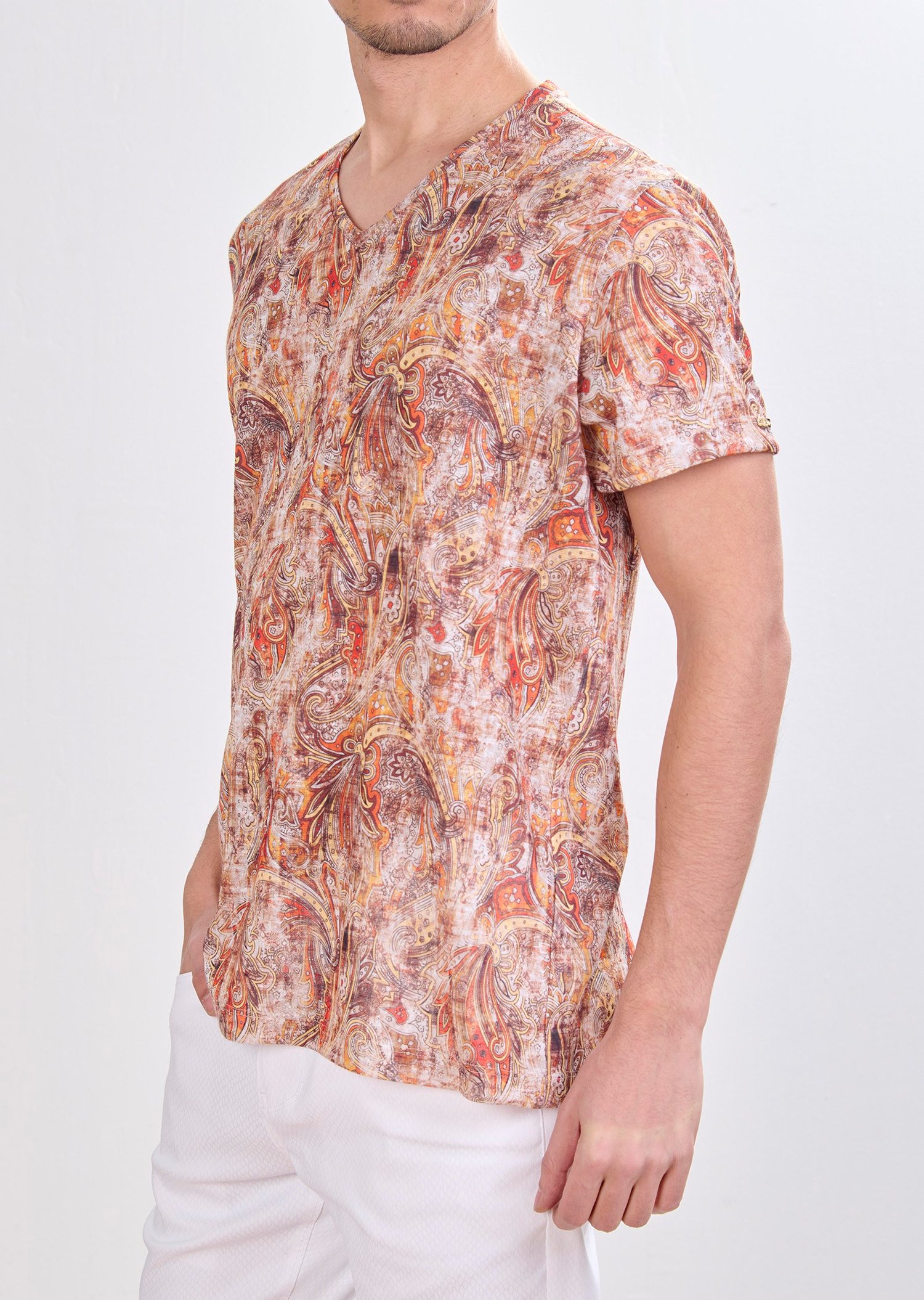 Mondo Karışık Şal Baskılı T-Shirt