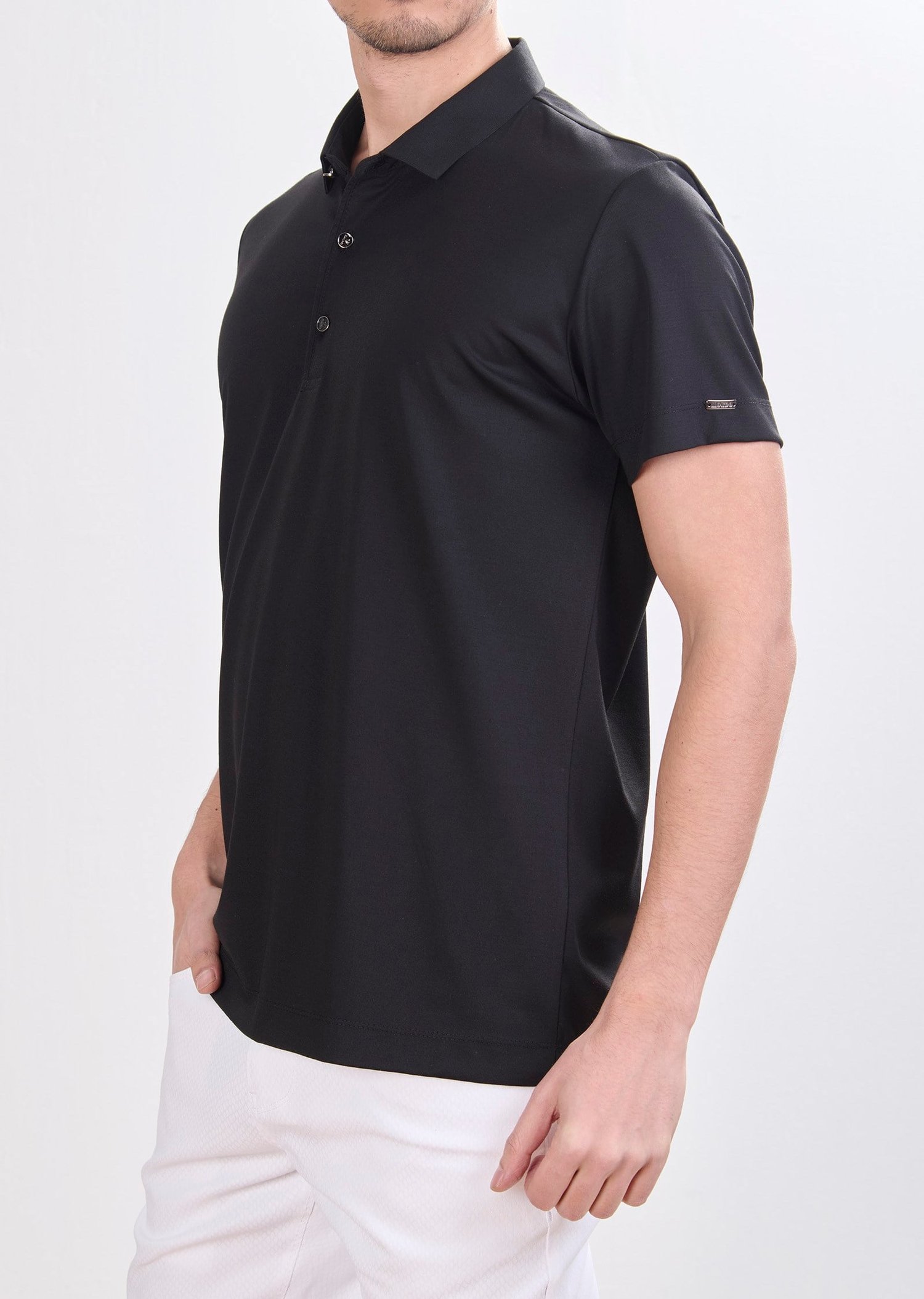 Mondo Metal Logo Detaylı Siyah Polo Yaka T-Shirt