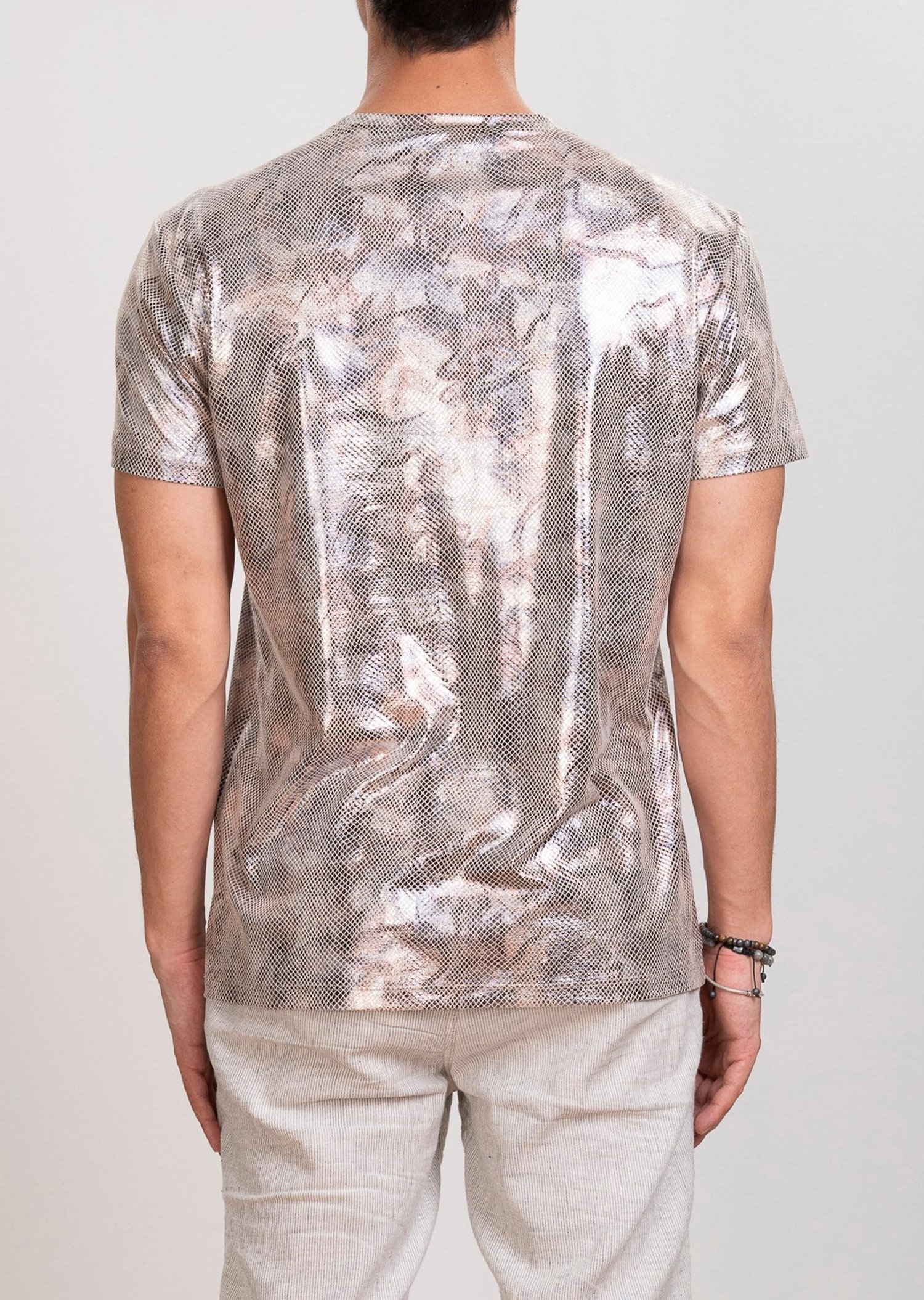 Mondo Parlak Yılan Derisi Baskılı T-Shirt