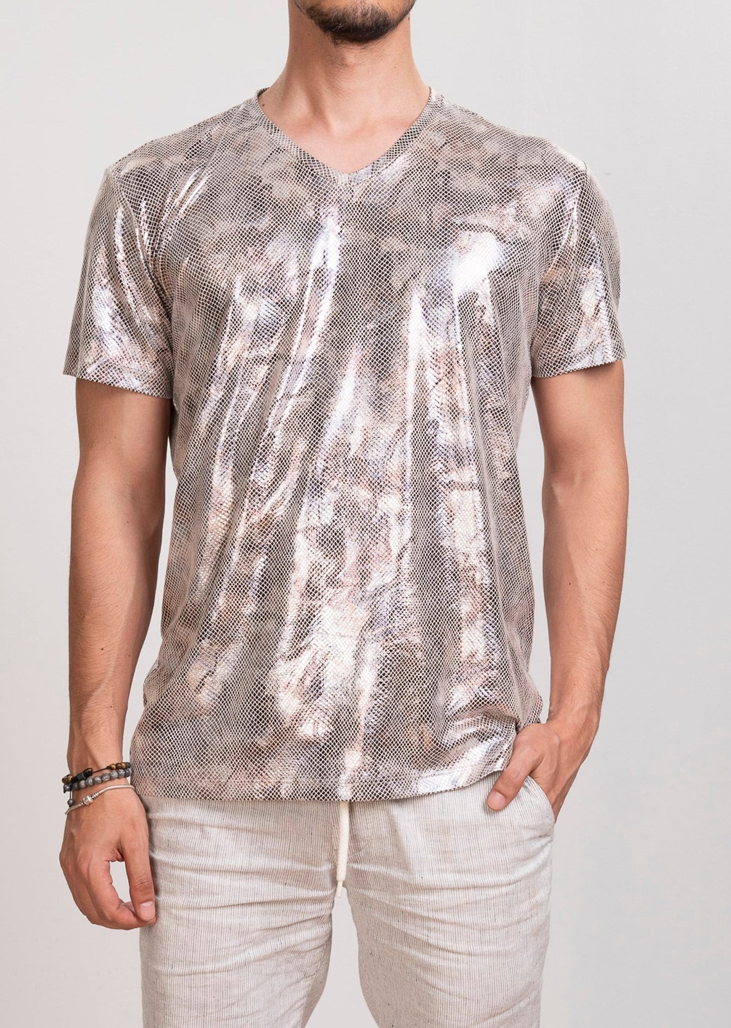 Mondo Parlak Yılan Derisi Baskılı T-Shirt