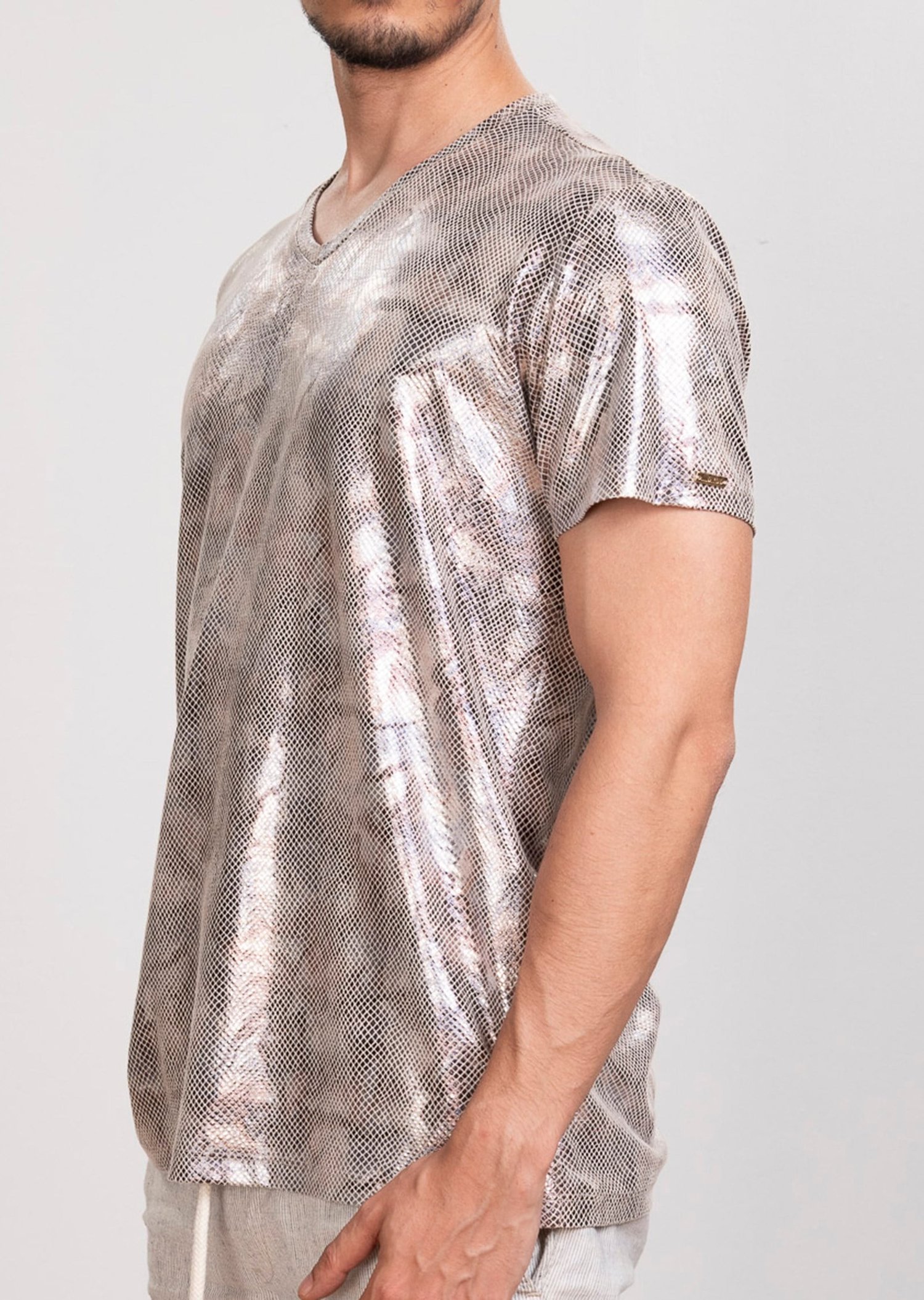 Mondo Parlak Yılan Derisi Baskılı T-Shirt