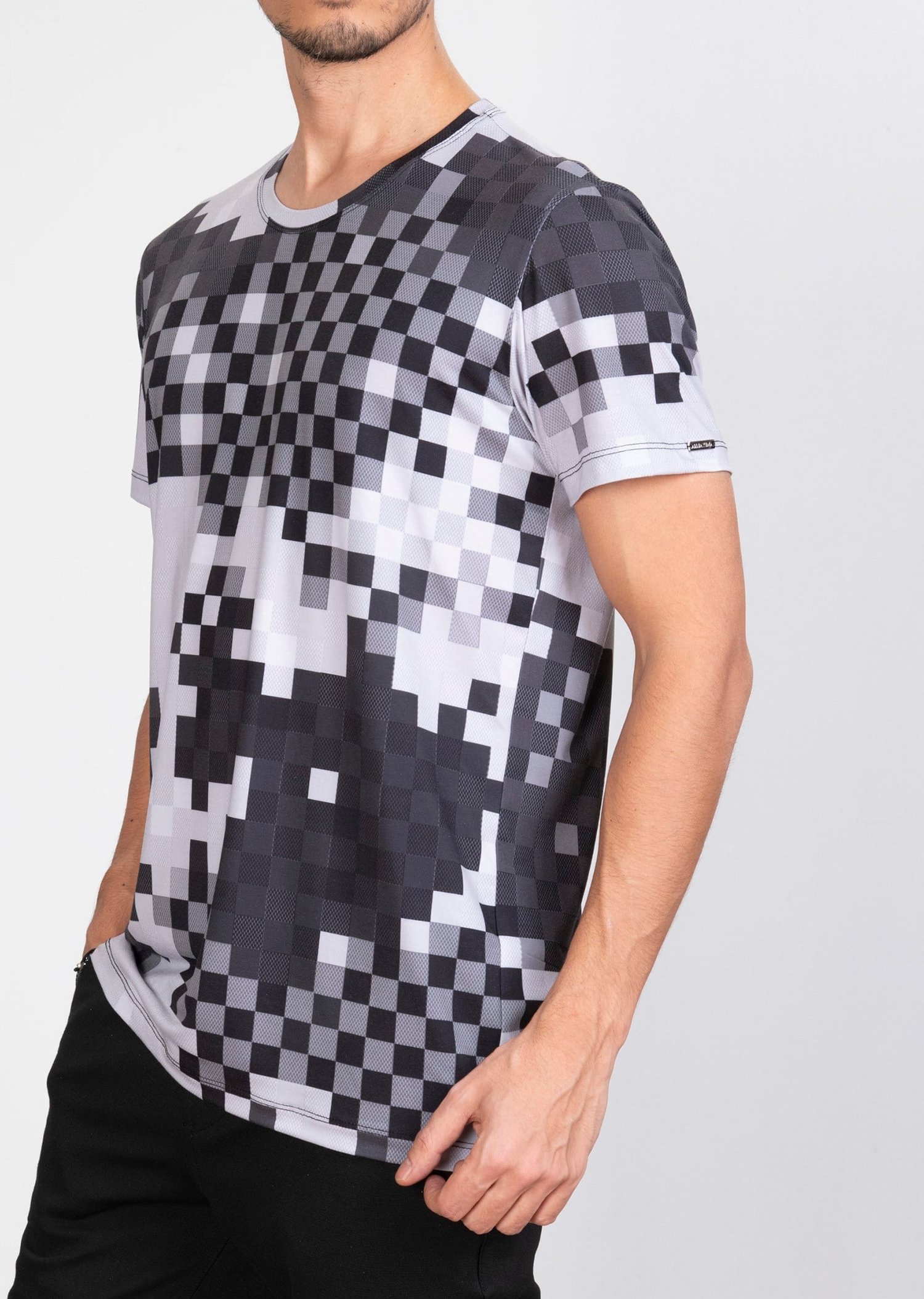 Mondo Piksel Desenli Siyah-Beyaz T-Shirt