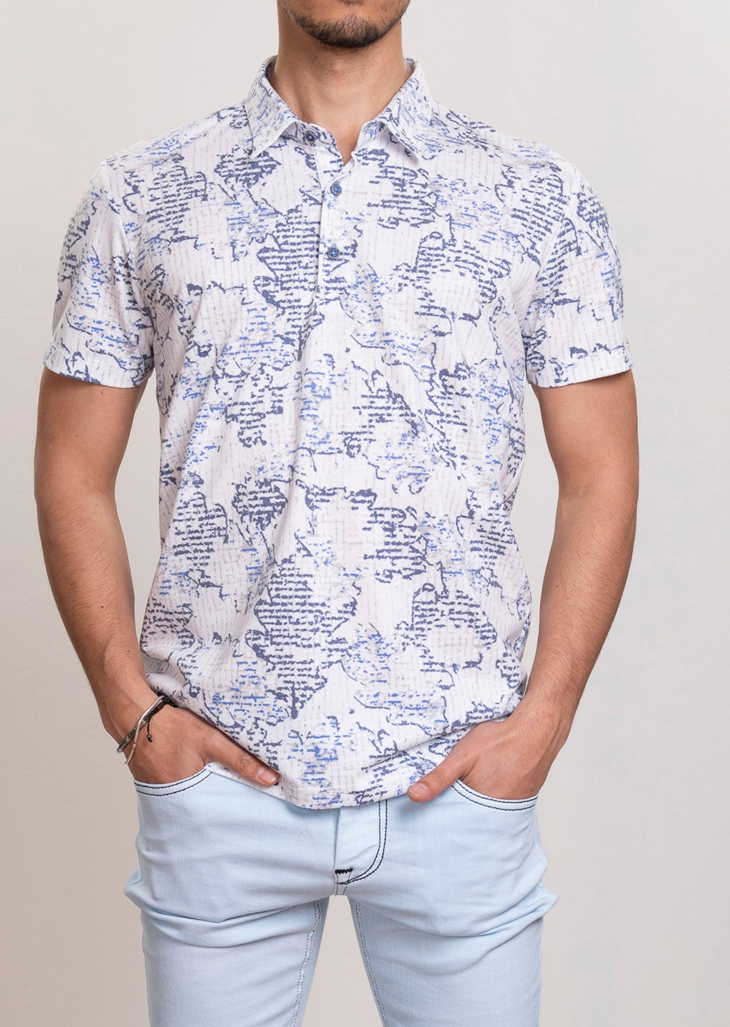 Mondo Yaprak Baskılı Beyaz Polo Yaka T-shirt
