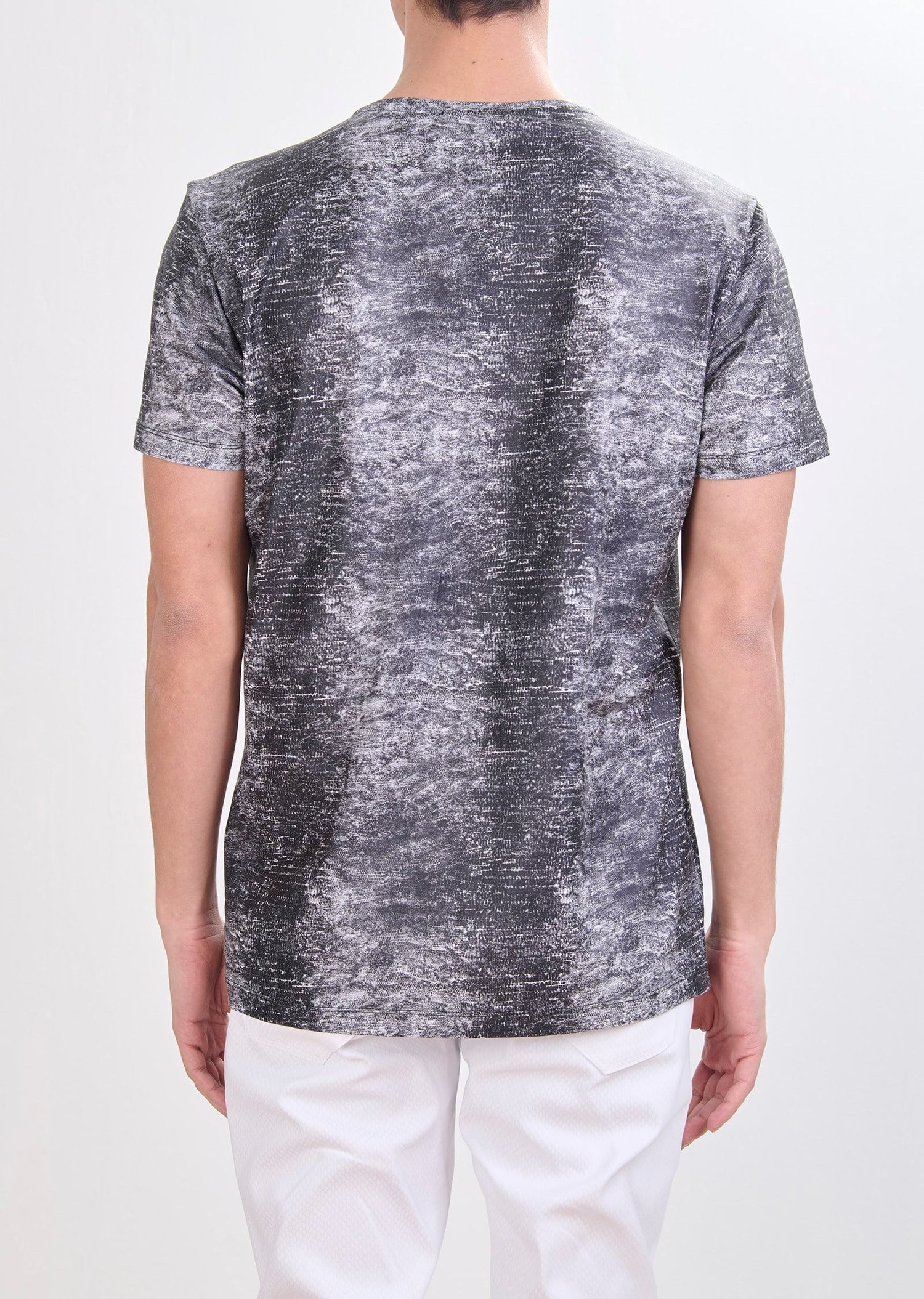 Mondo Yılan Derisi Baskılı Siyah T-Shirt