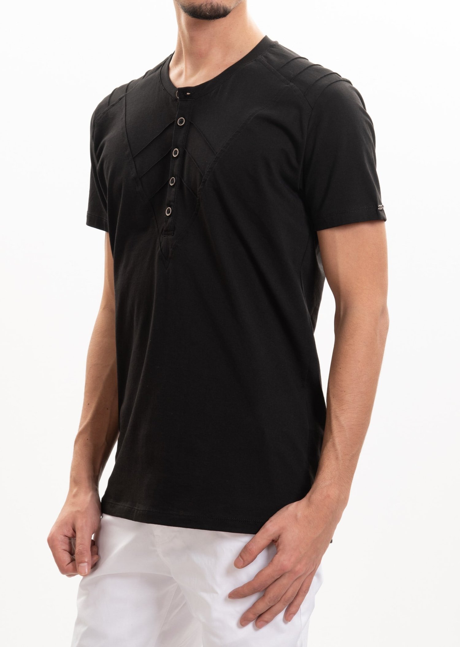 Nervürlü Düğmeli Yaka T-Shirt