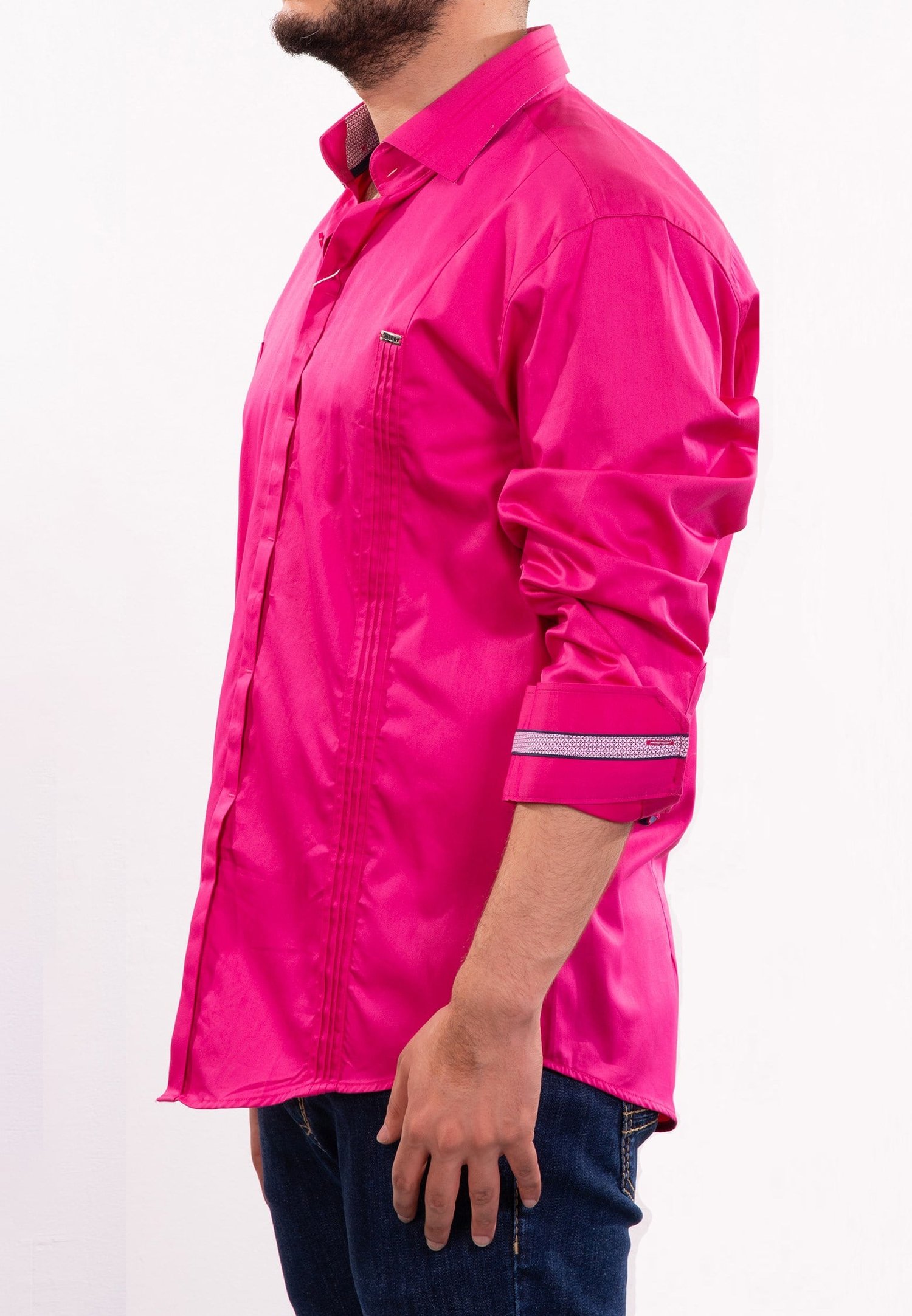 Pembe Gömlek
