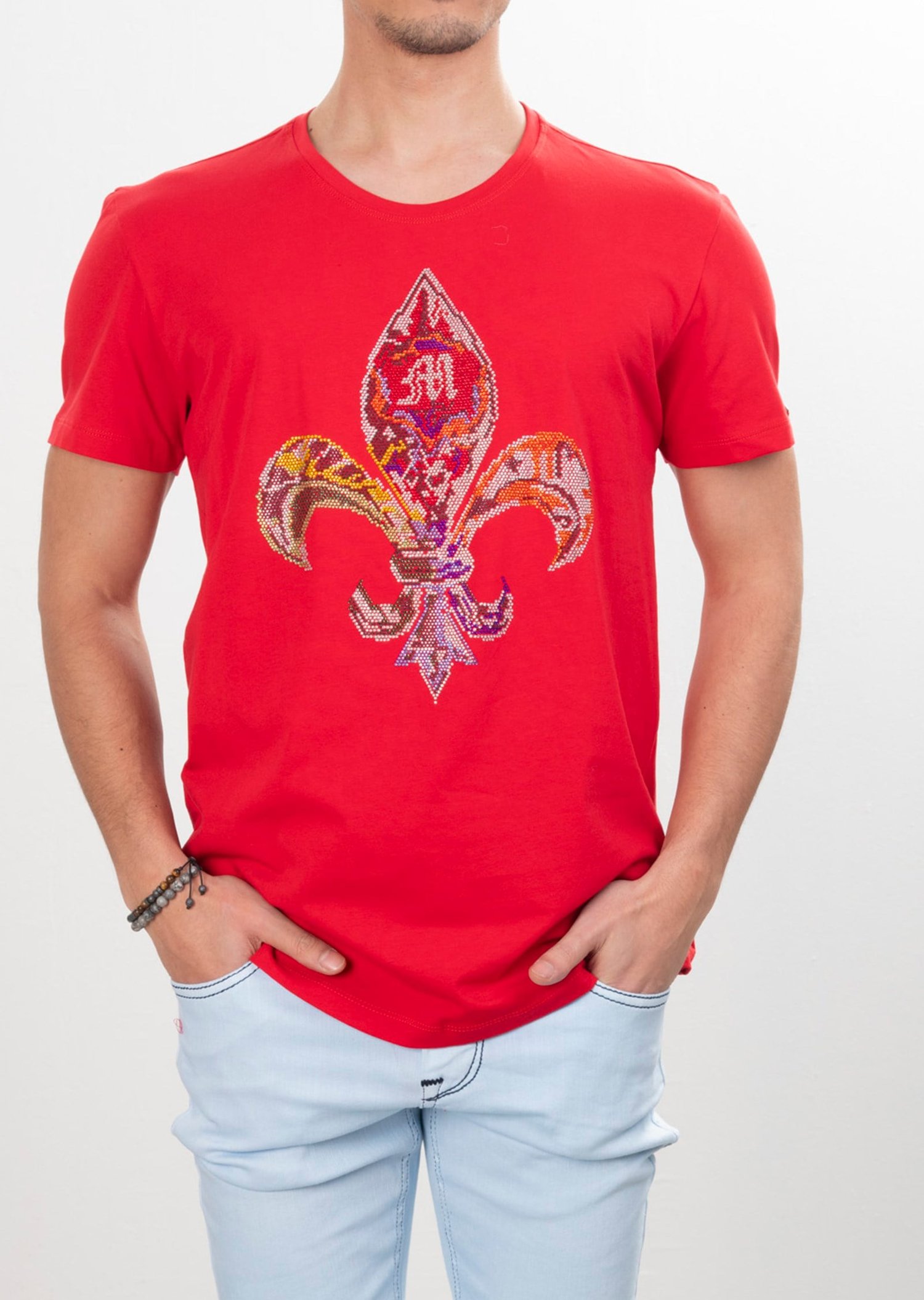 Pullu Kırmızı Oval Yaka T-Shirt