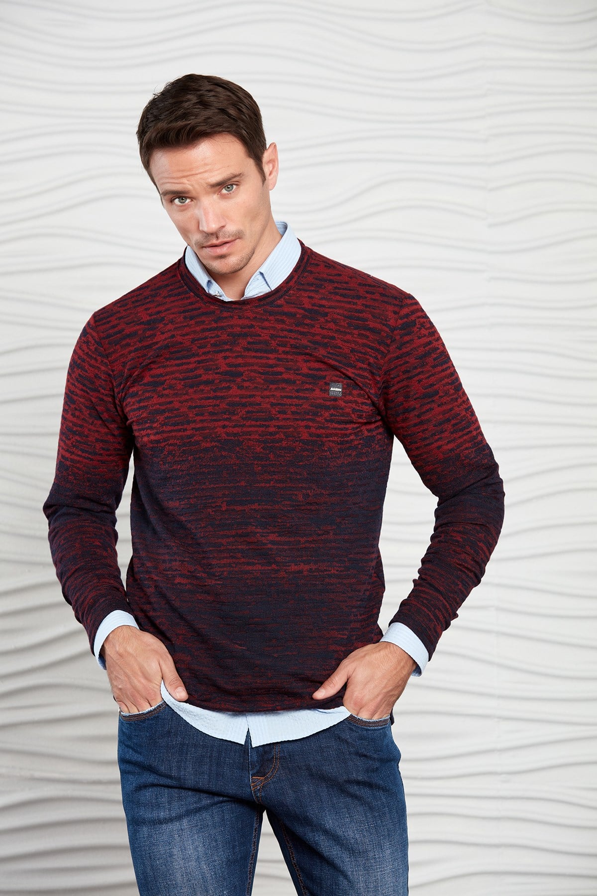 Siyah-Antrasit Renk Geçişli Flam Desenli Sweatshirt