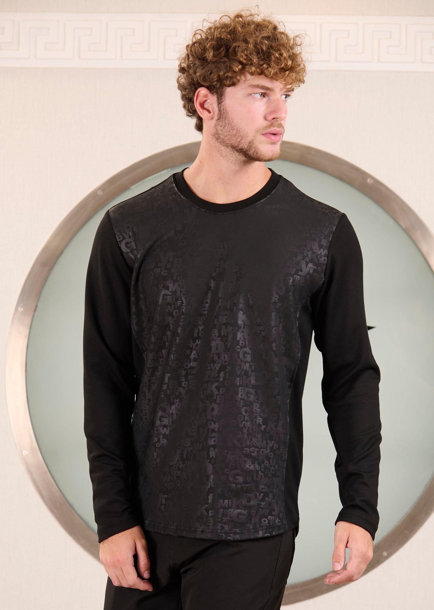 Siyah Bisiklet Yaka Bi-Stretch Harf Baskılı İnterlok Sweatshirt