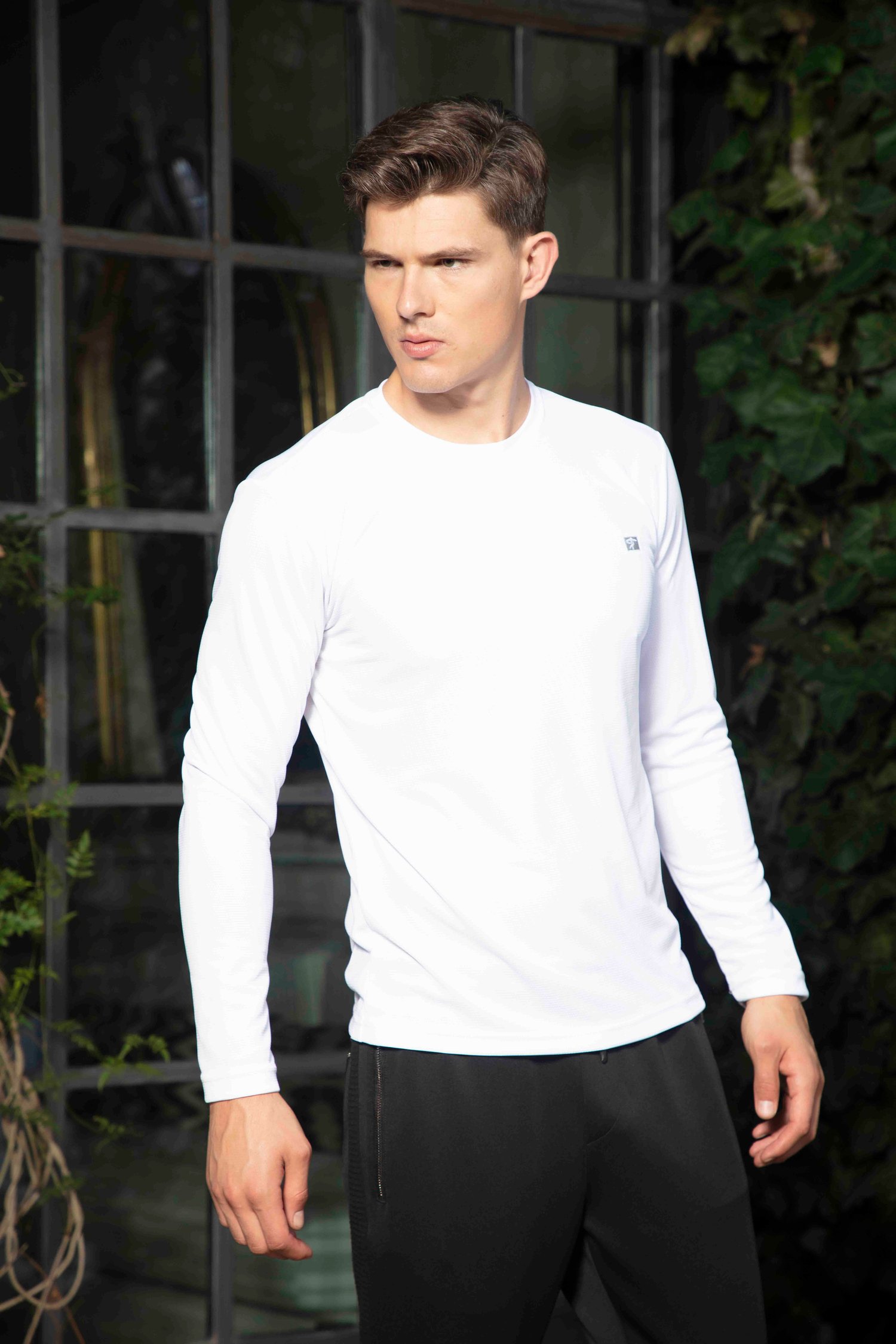 Siyah Bisiklet Yaka Sweatshirt