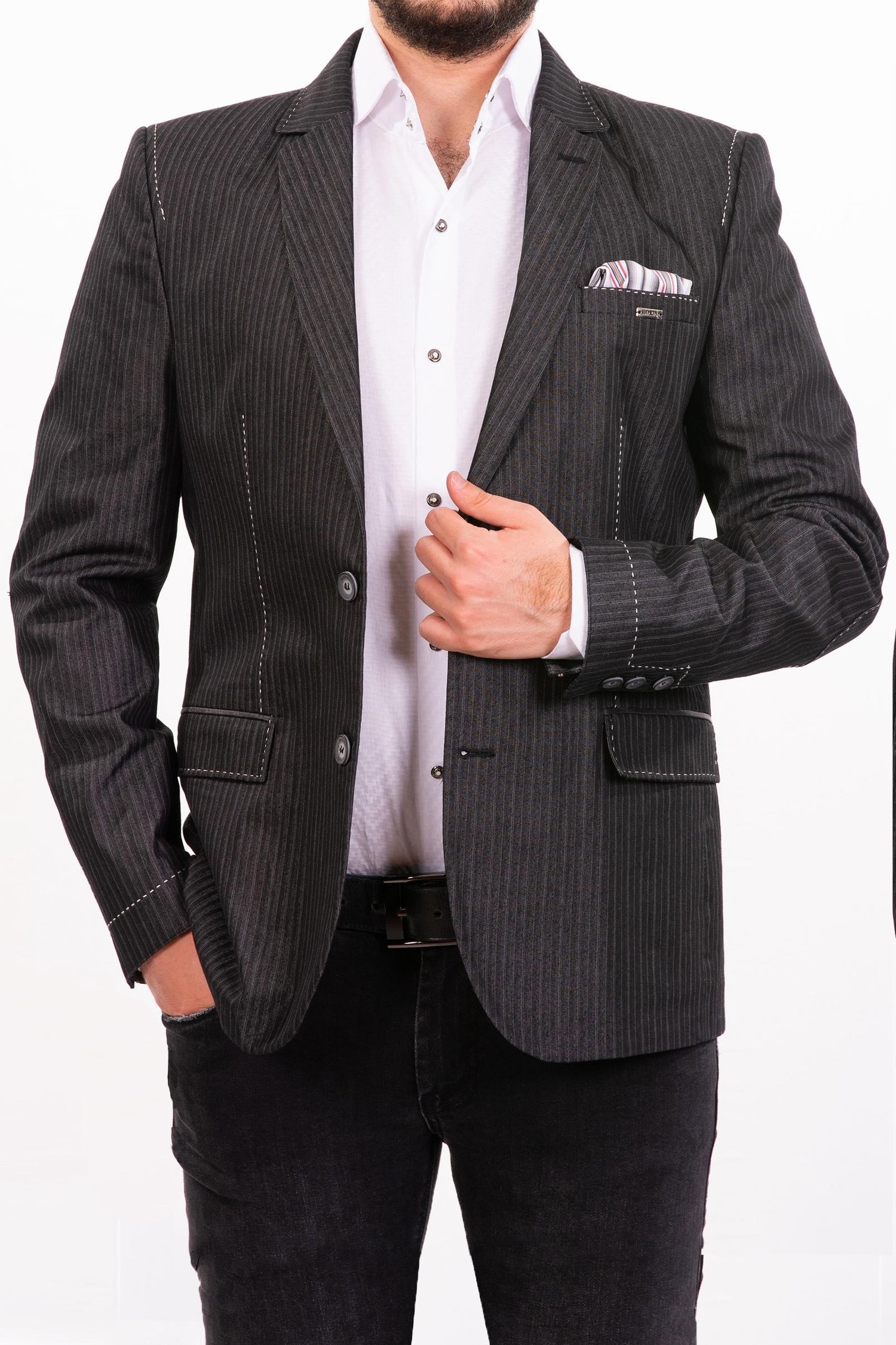 Siyah Çizgili Beyaz Nakışlı Blazer Ceket