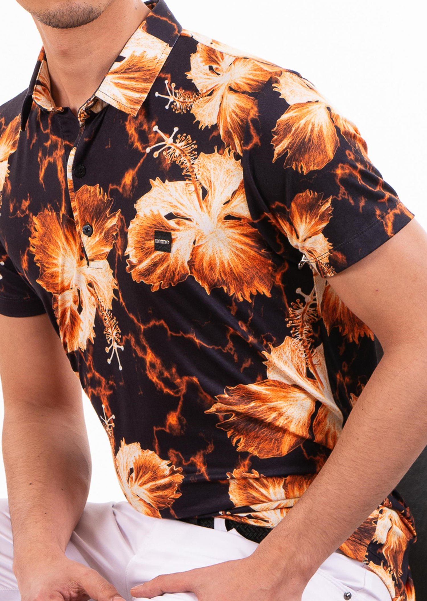 Siyah Turuncu Çiçek Desenli Polo Yaka T-Shirt