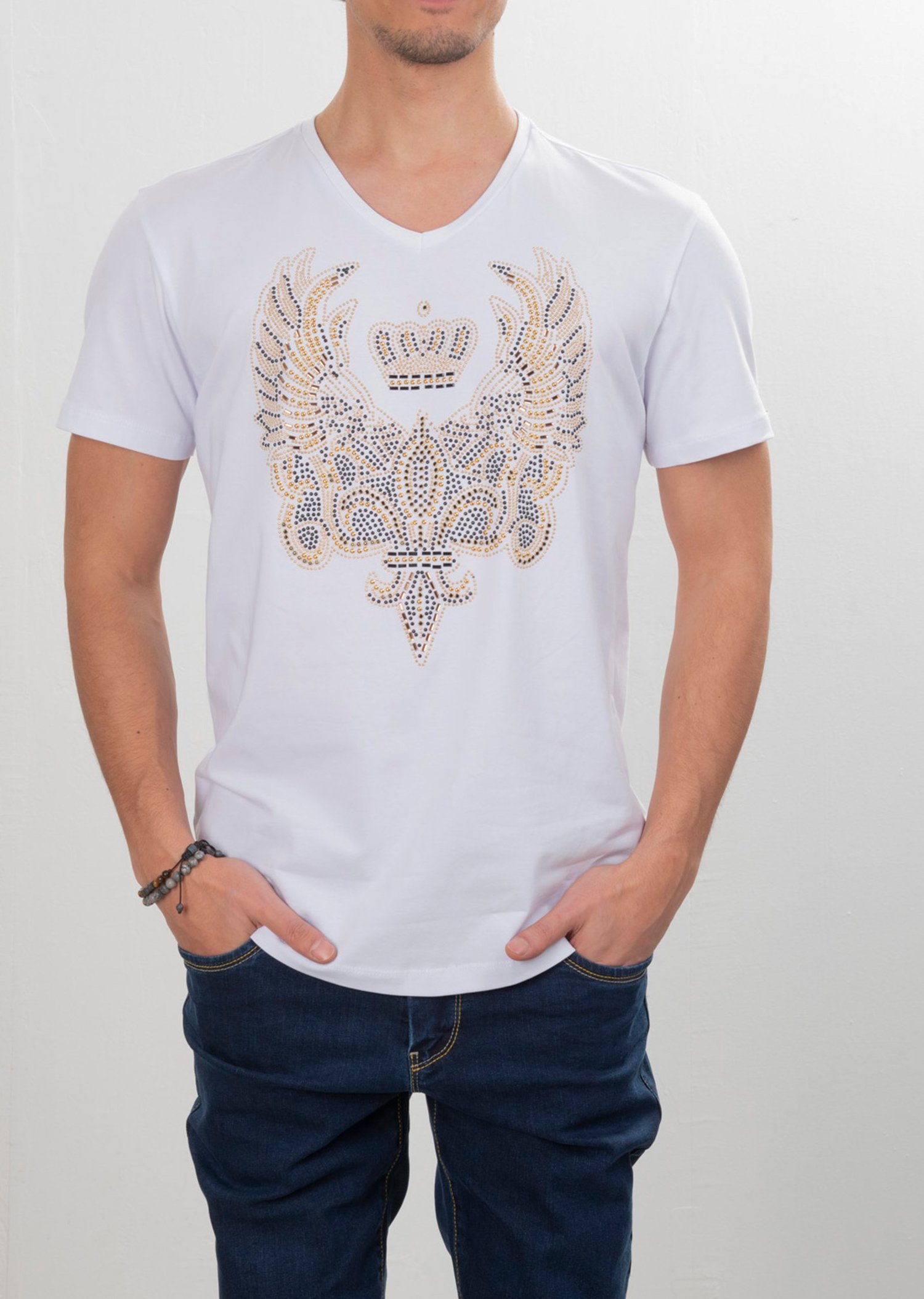 Taşlı V Yaka T-Shirt