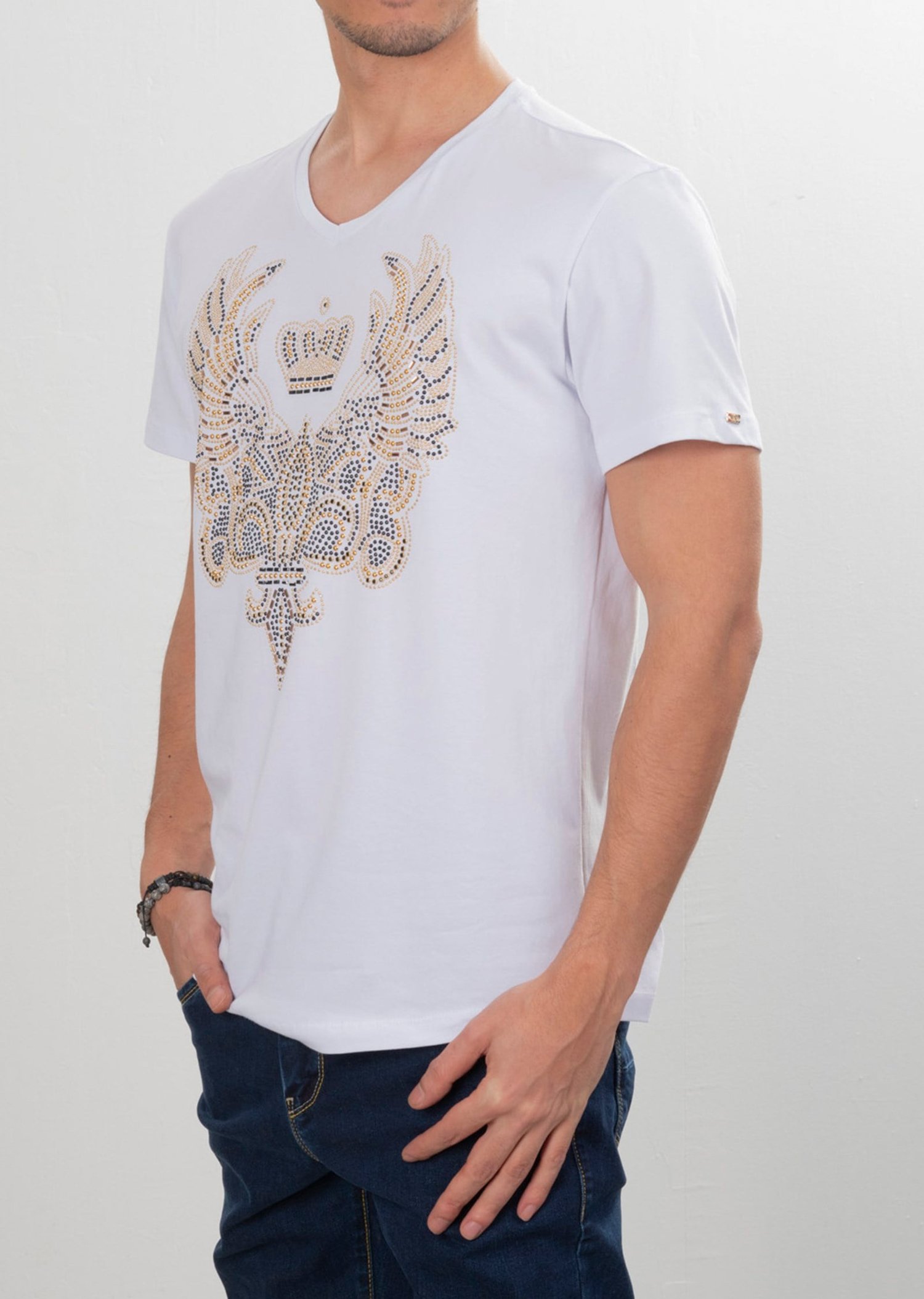 Taşlı V Yaka T-Shirt