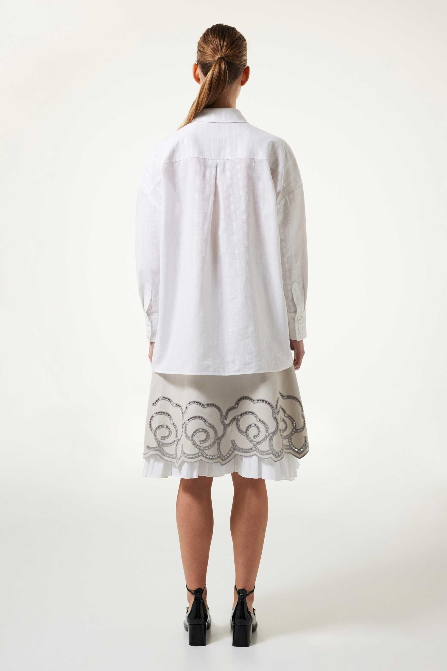 MACHKA BEYAZ 16002 / TUNIK