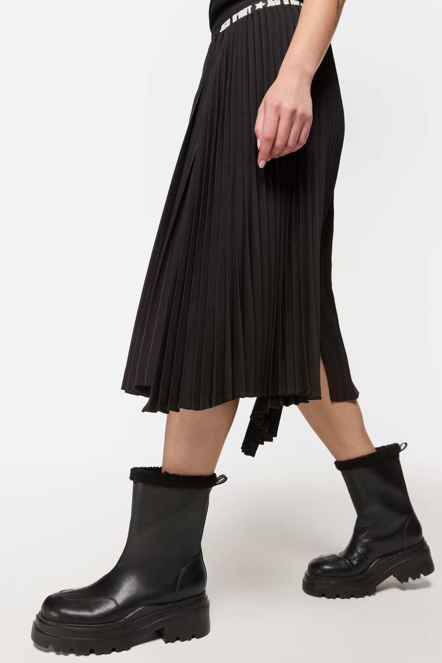 TWIST SIYAH 34039 / BOT
