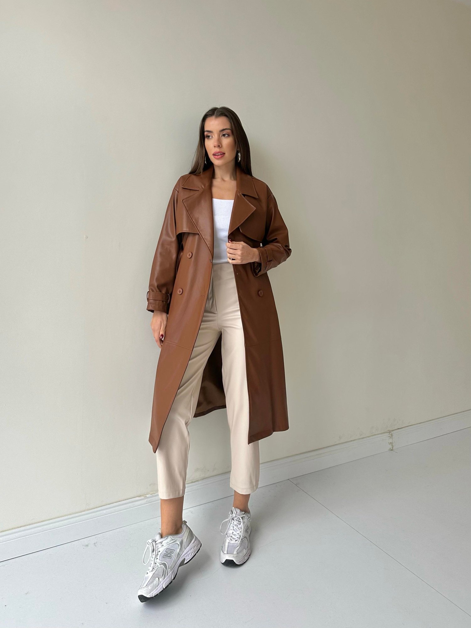 Allerli Kuşaklı Deri Trenç Taba