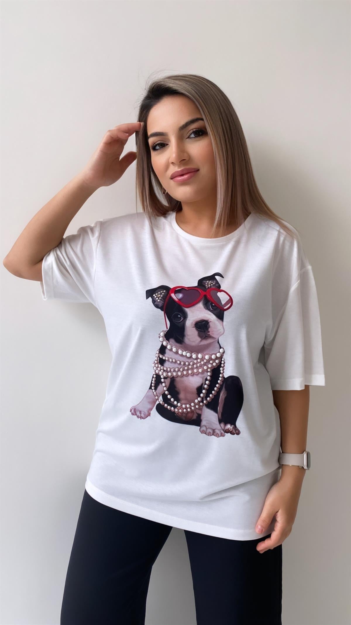 Gözlüklü İncili Köpek Baskılı Tişört Ekru