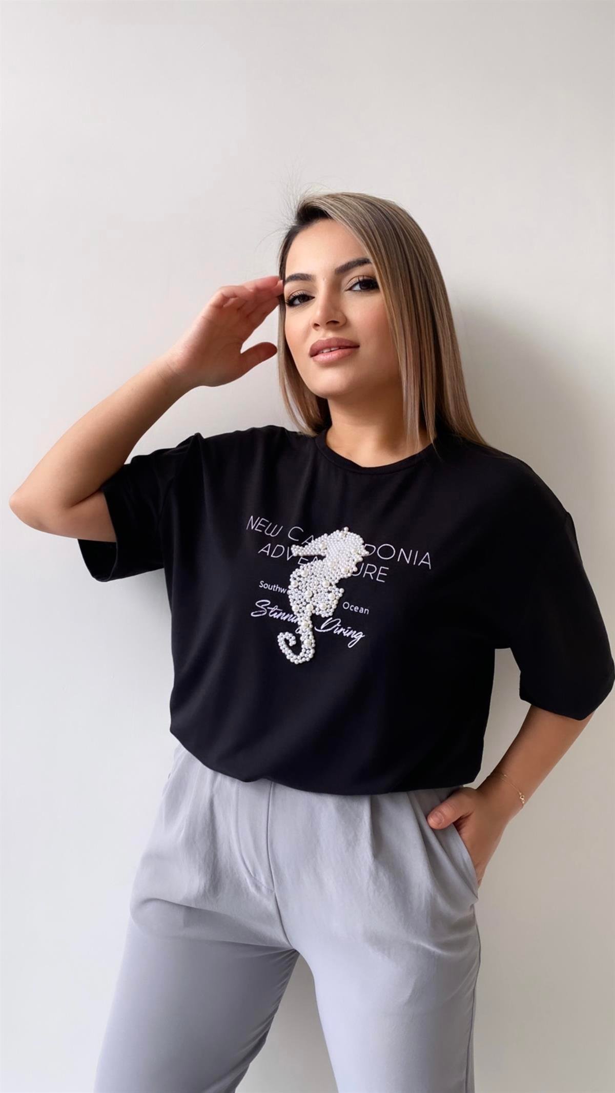 İnci İşlemeli Adven Ture Tişört Siyah