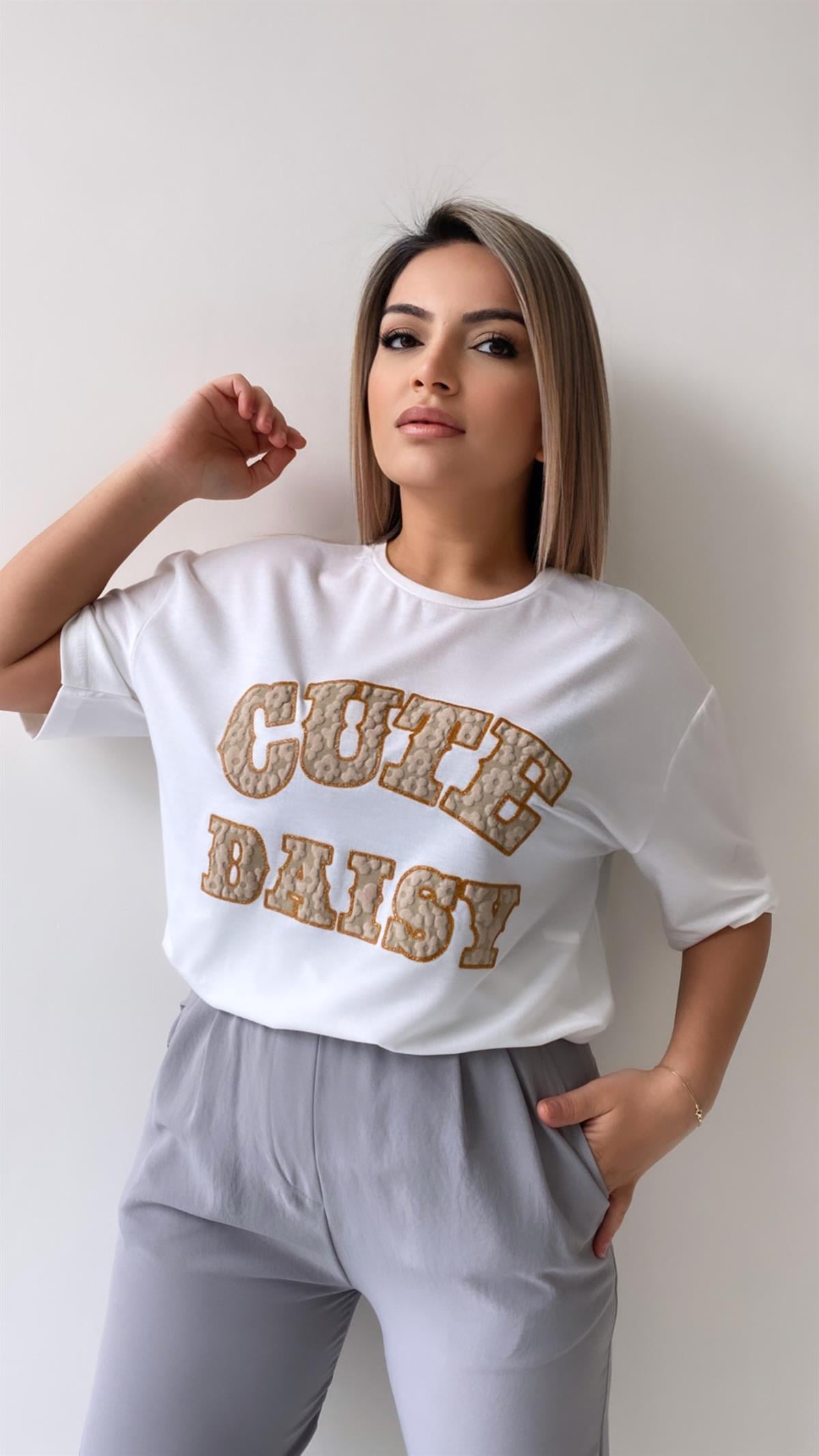 Kabartmalı Cute Daisy Tişört Ekru Bej