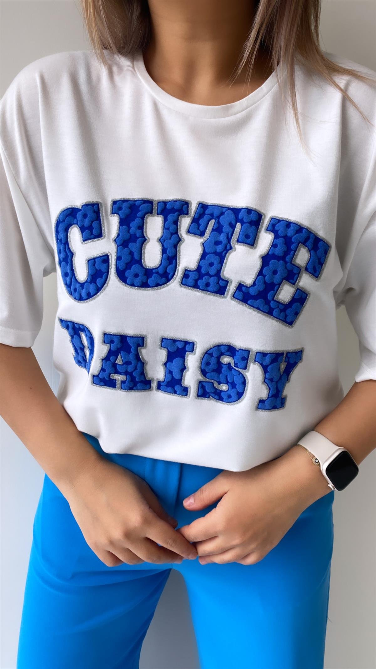 Kabartmalı Cute Daisy Tişört Ekru Mavi